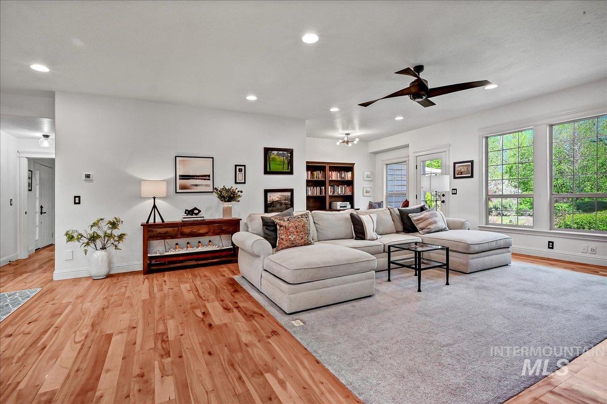 178 Cottonwood Ct Property Photo 14