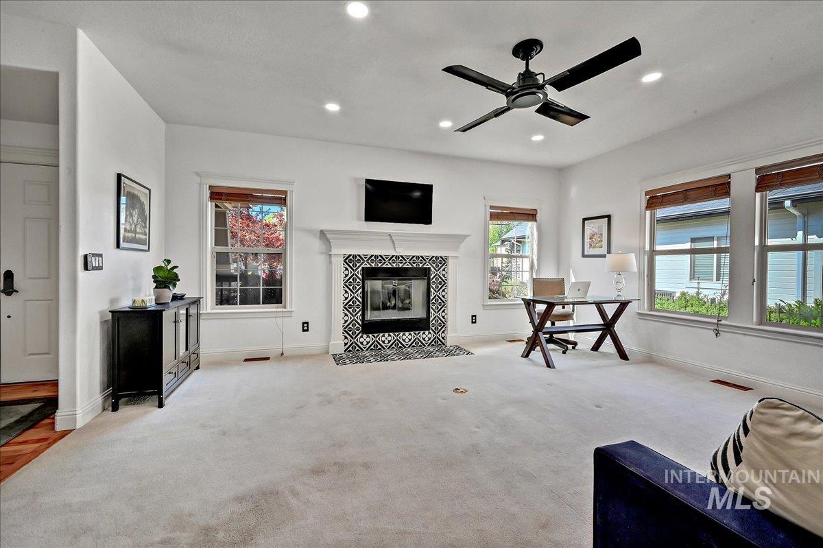 178 Cottonwood Ct Property Photo 28