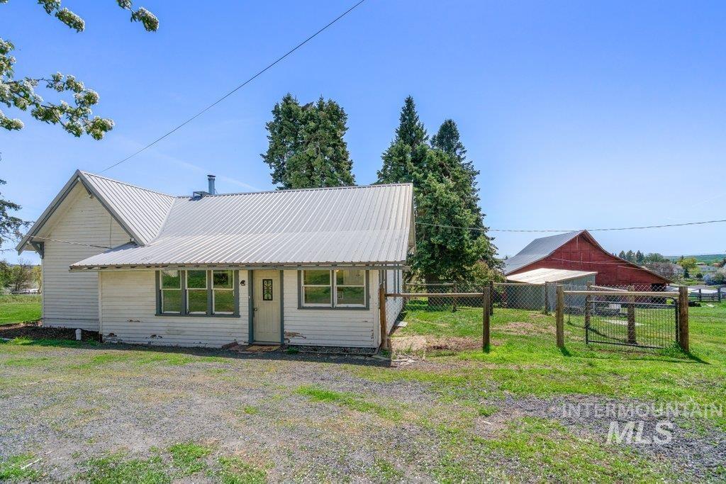 1045 N Beech Rd Property Photo 22