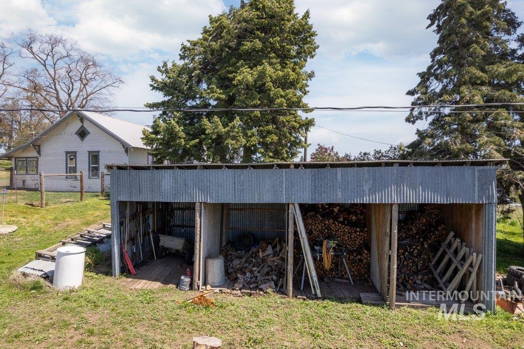 1045 N Beech Rd Property Photo 24