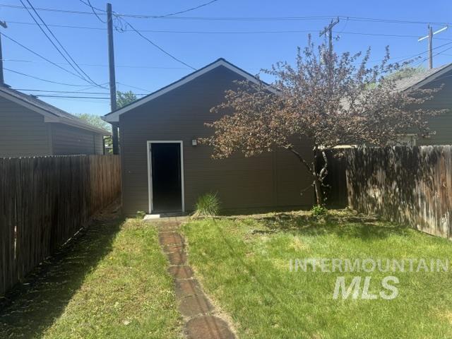 2103 N 34th St Property Photo 25
