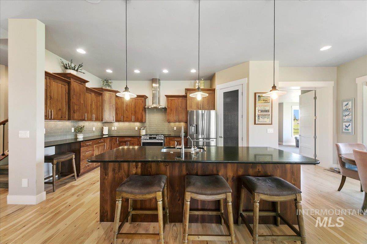 8 Mt Heinen Property Photo 8
