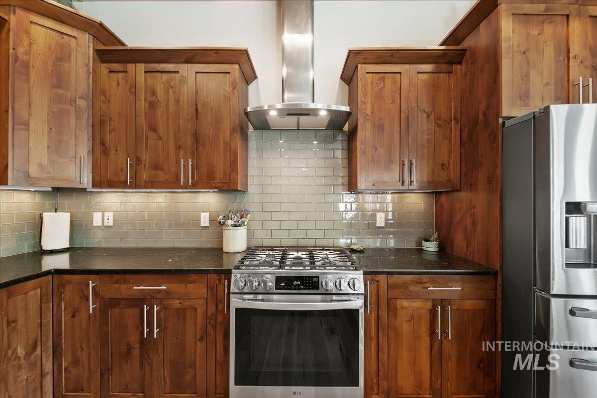 8 Mt Heinen Property Photo 9