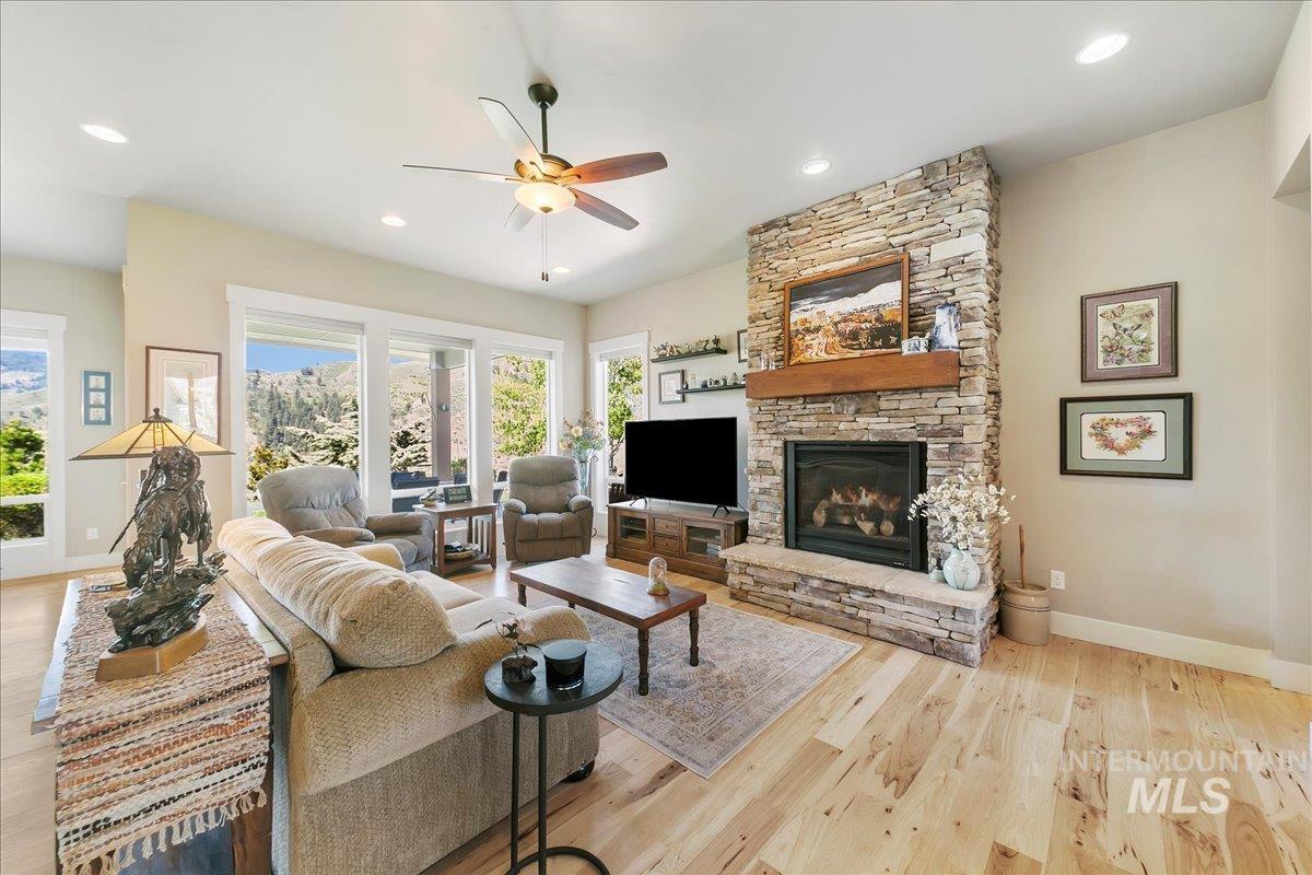 8 Mt Heinen Property Photo 27