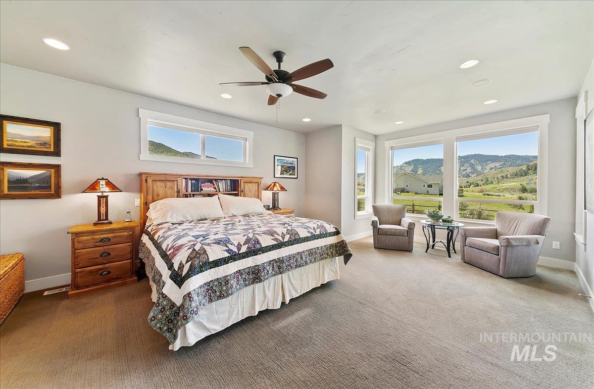 8 Mt Heinen Property Photo 38