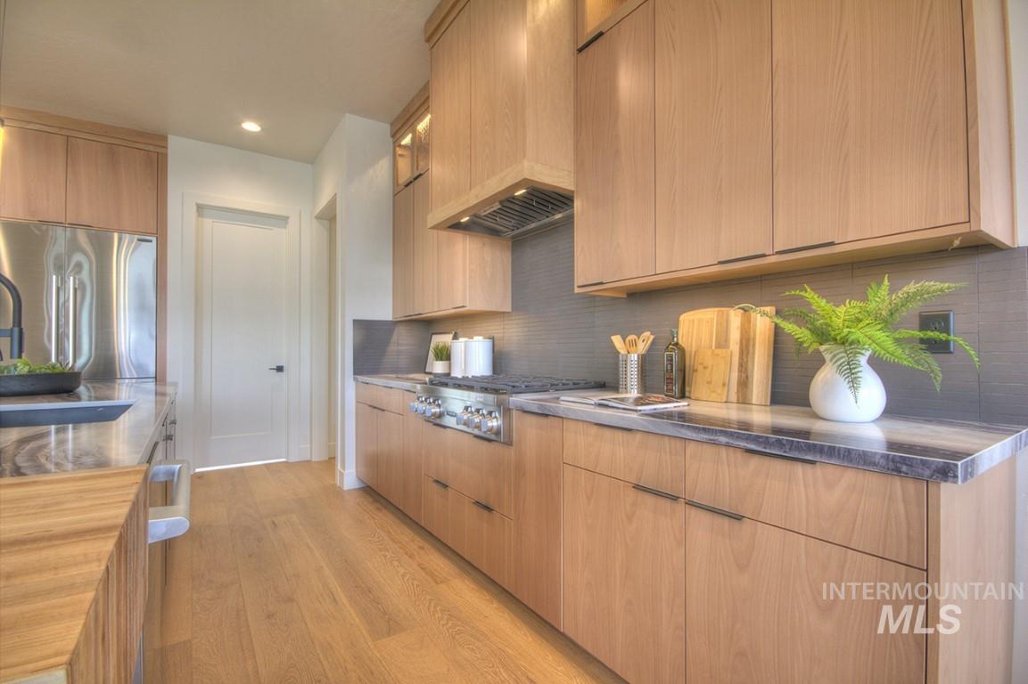 473 Joy Avenue Property Photo 15