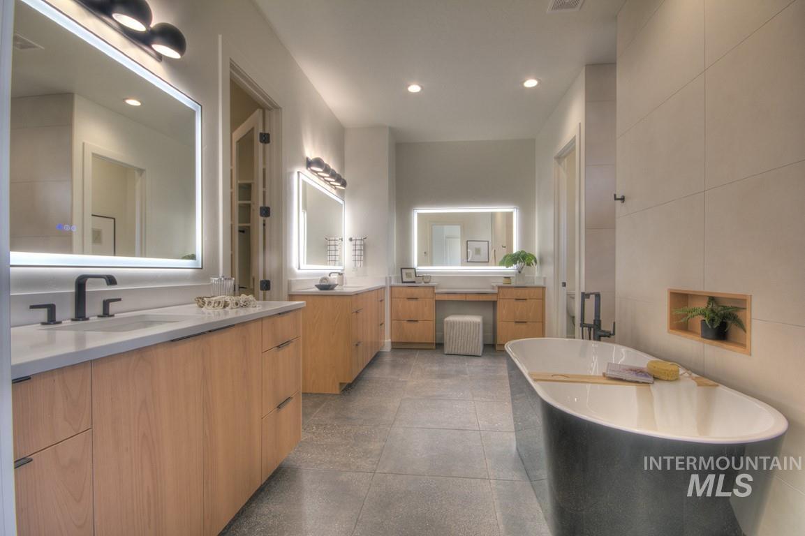 473 Joy Avenue Property Photo 23