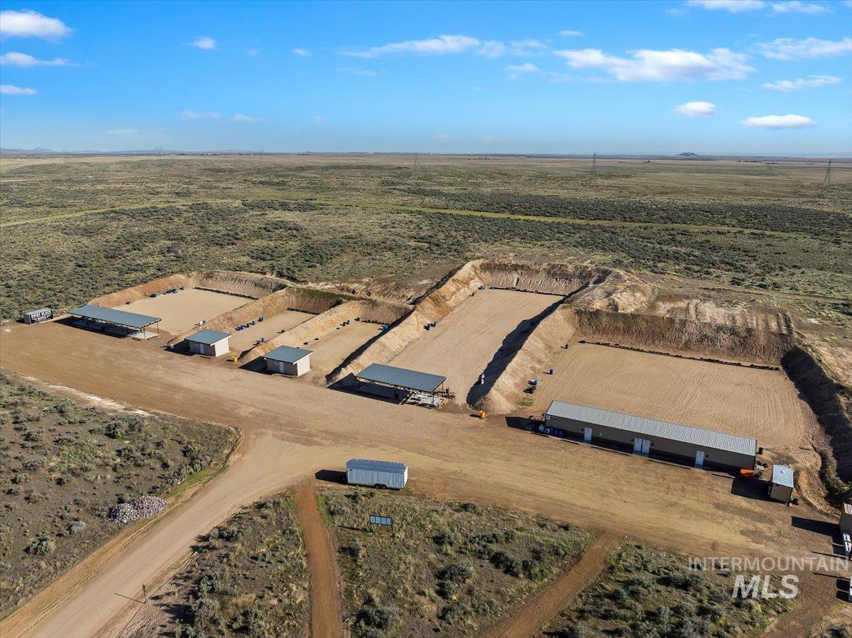 14000 E Double Tapp Ln. Property Photo 10