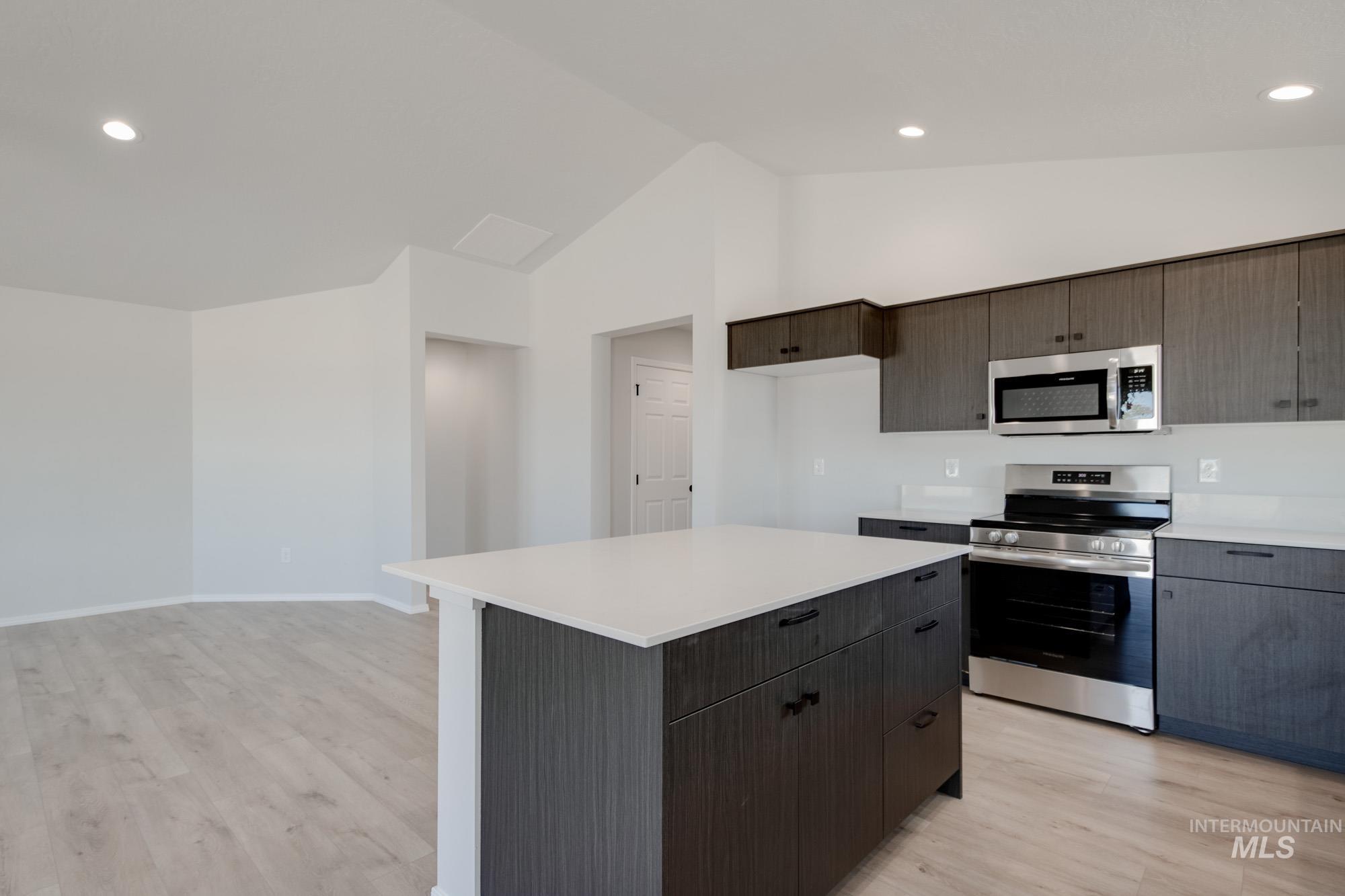 118 Golinda Ave Property Photo 4