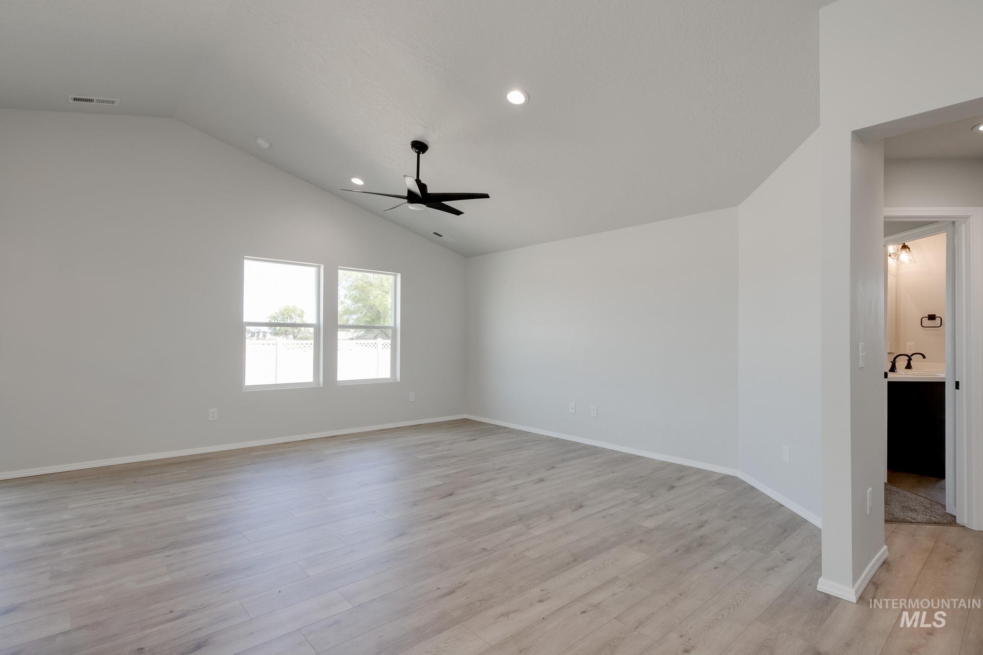118 Golinda Ave Property Photo 15