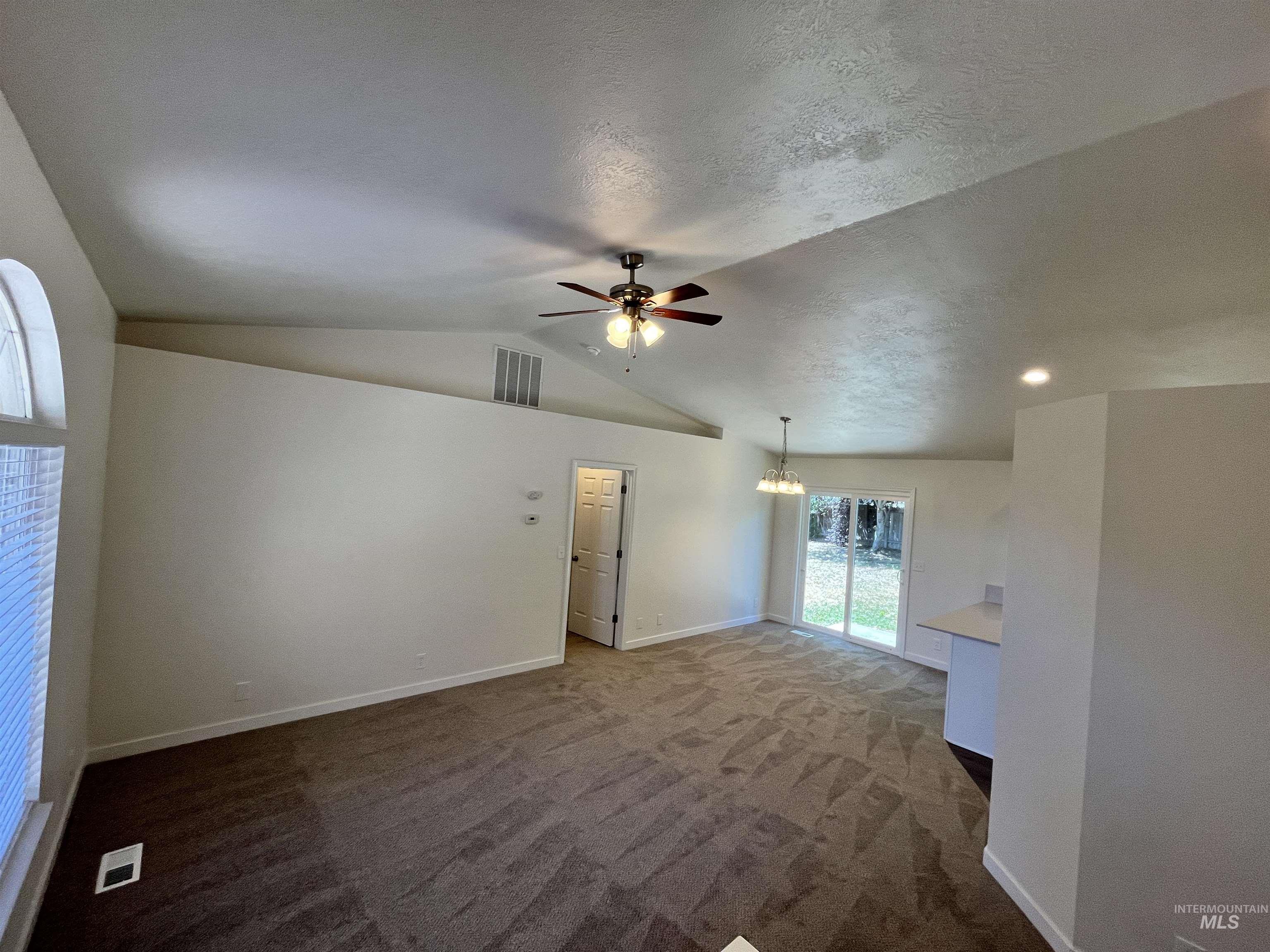 2779 N Old Stone Way Property Photo 3