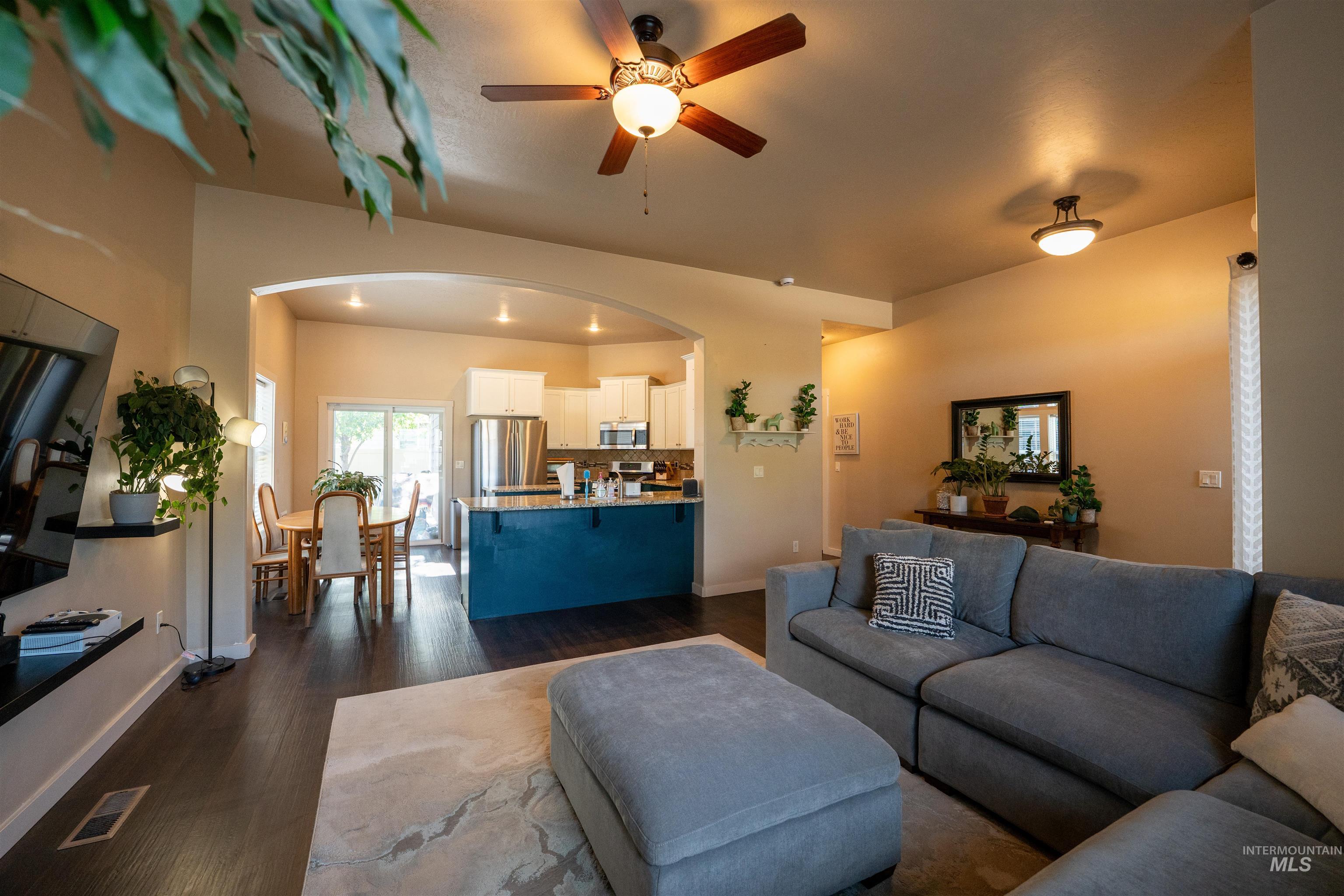5018 S Lava Springs Loop Property Photo 5