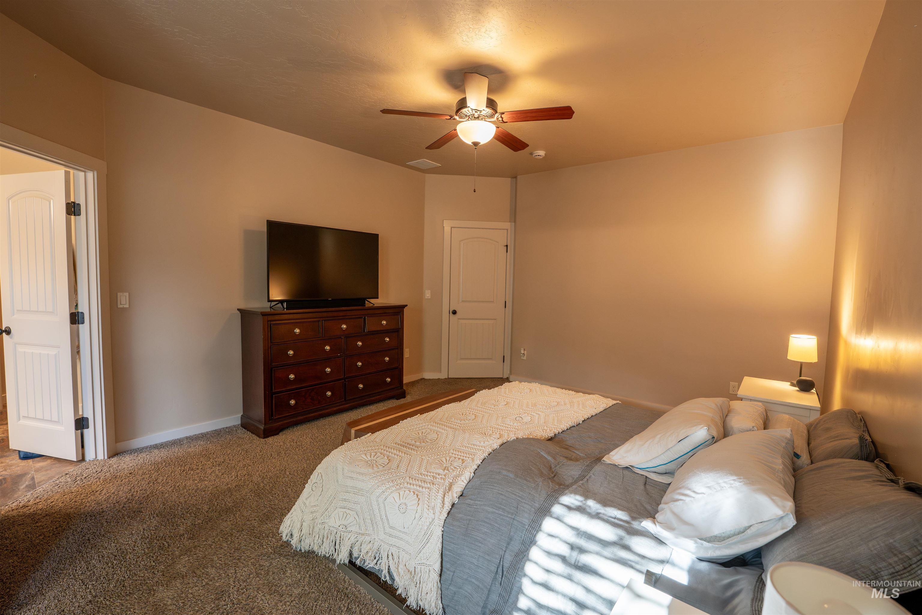 5018 S Lava Springs Loop Property Photo 16
