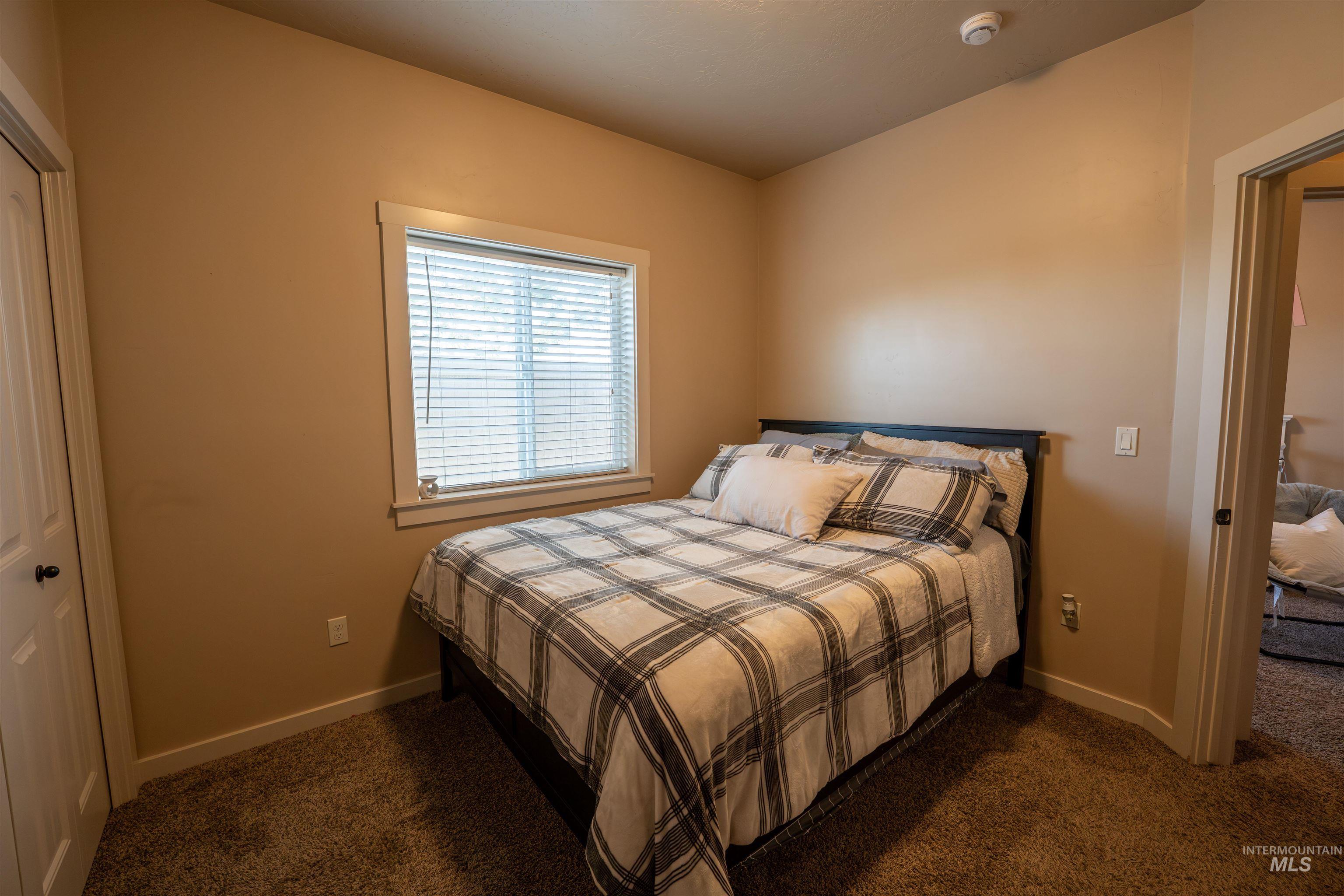 5018 S Lava Springs Loop Property Photo 24
