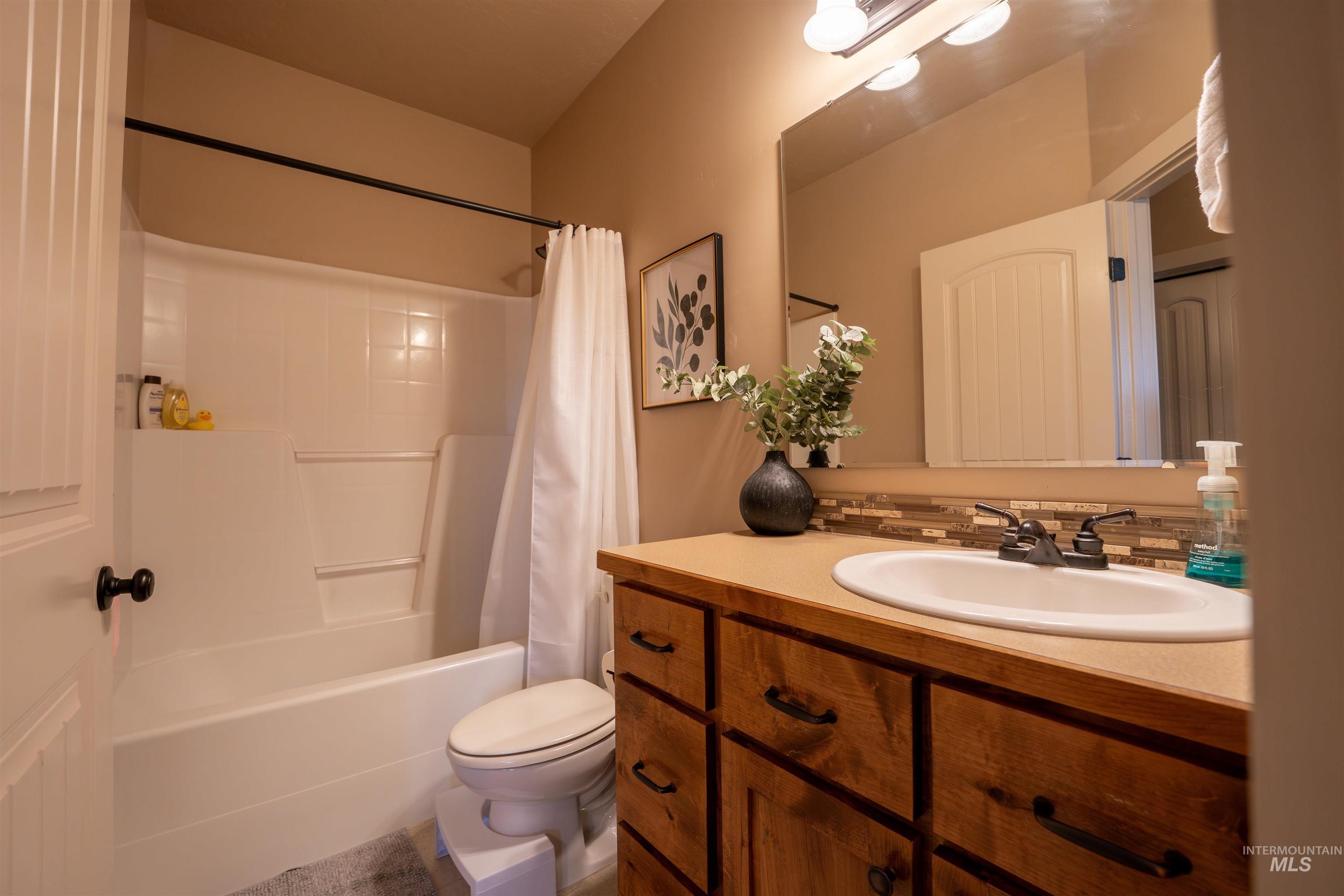 5018 S Lava Springs Loop Property Photo 27