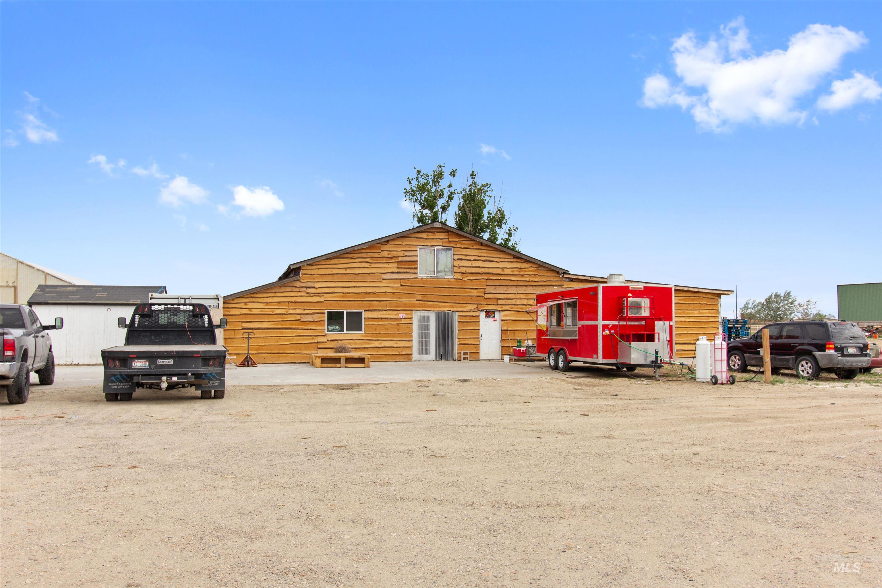 27410 Peckham Rd Property Photo