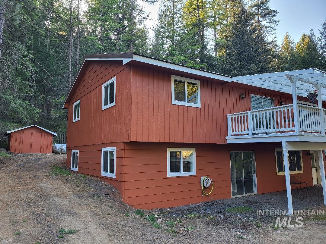 39992 Waha Glen Road Property Photo 3