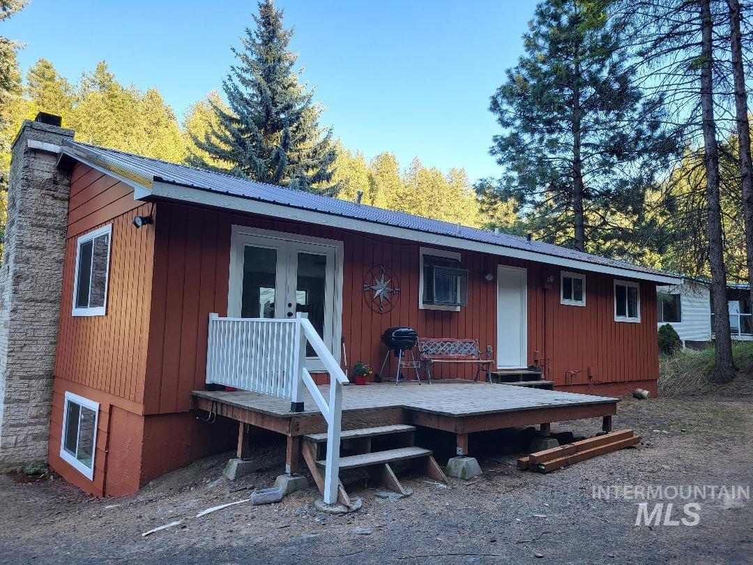 39992 Waha Glen Road Property Photo 4