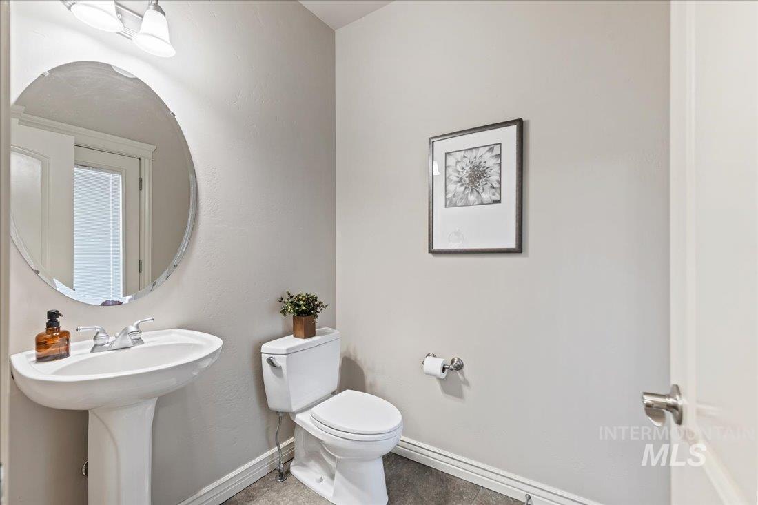 567 E Fallingbranch Dr Property Photo 30