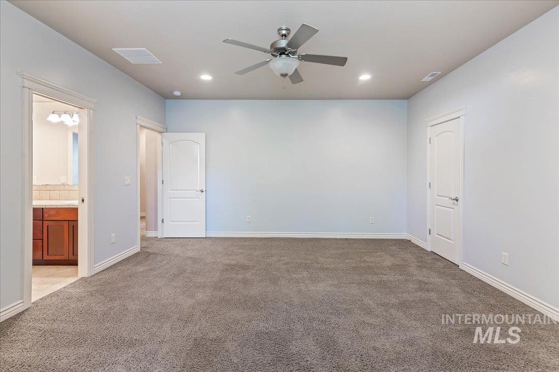 567 E Fallingbranch Dr Property Photo 47
