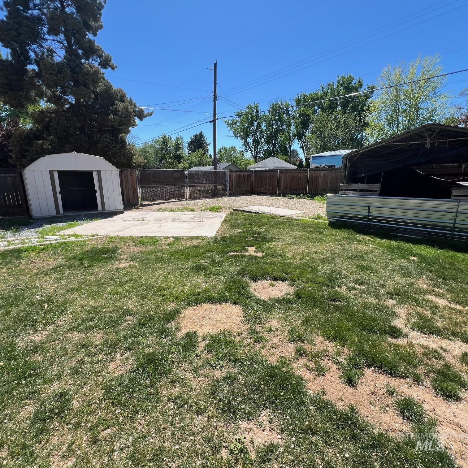 2095 S Shoshone Street Property Photo 13