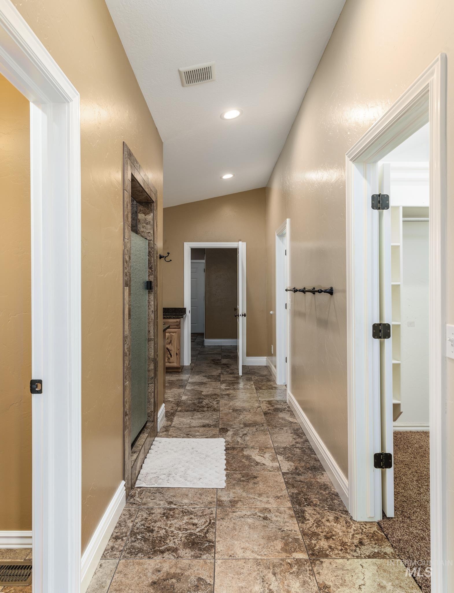 26125 S Old Malad Hwy Property Photo 18