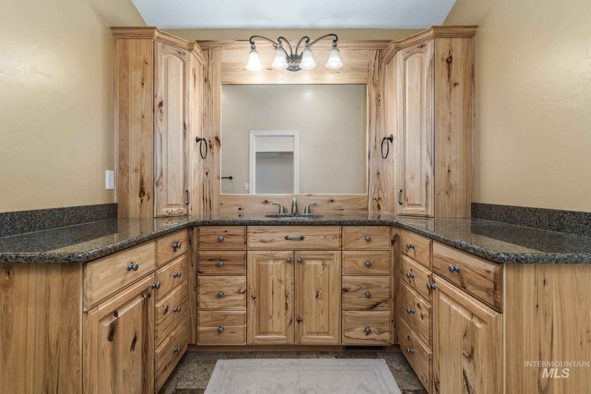 26125 S Old Malad Hwy Property Photo 19