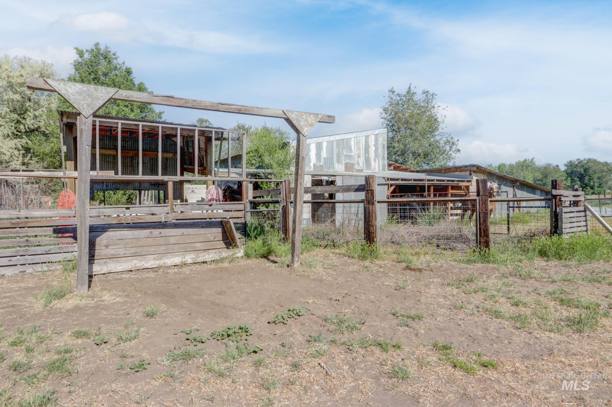 12230 Highway 95 Property Photo 18