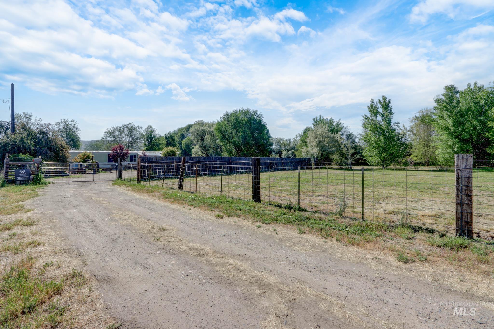 12230 Highway 95 Property Photo 31