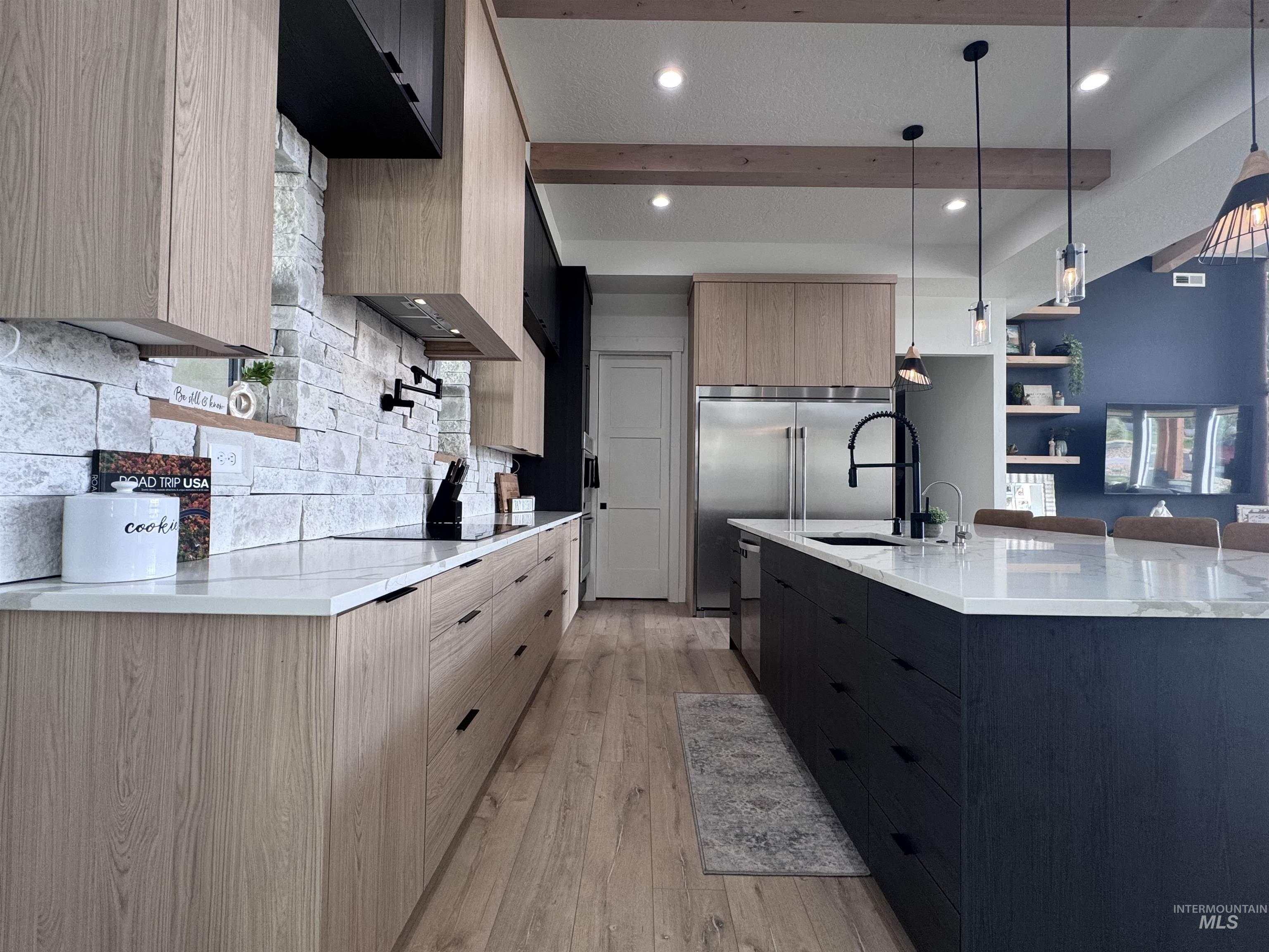 15006 Snow Mountain Dr. Property Photo 3