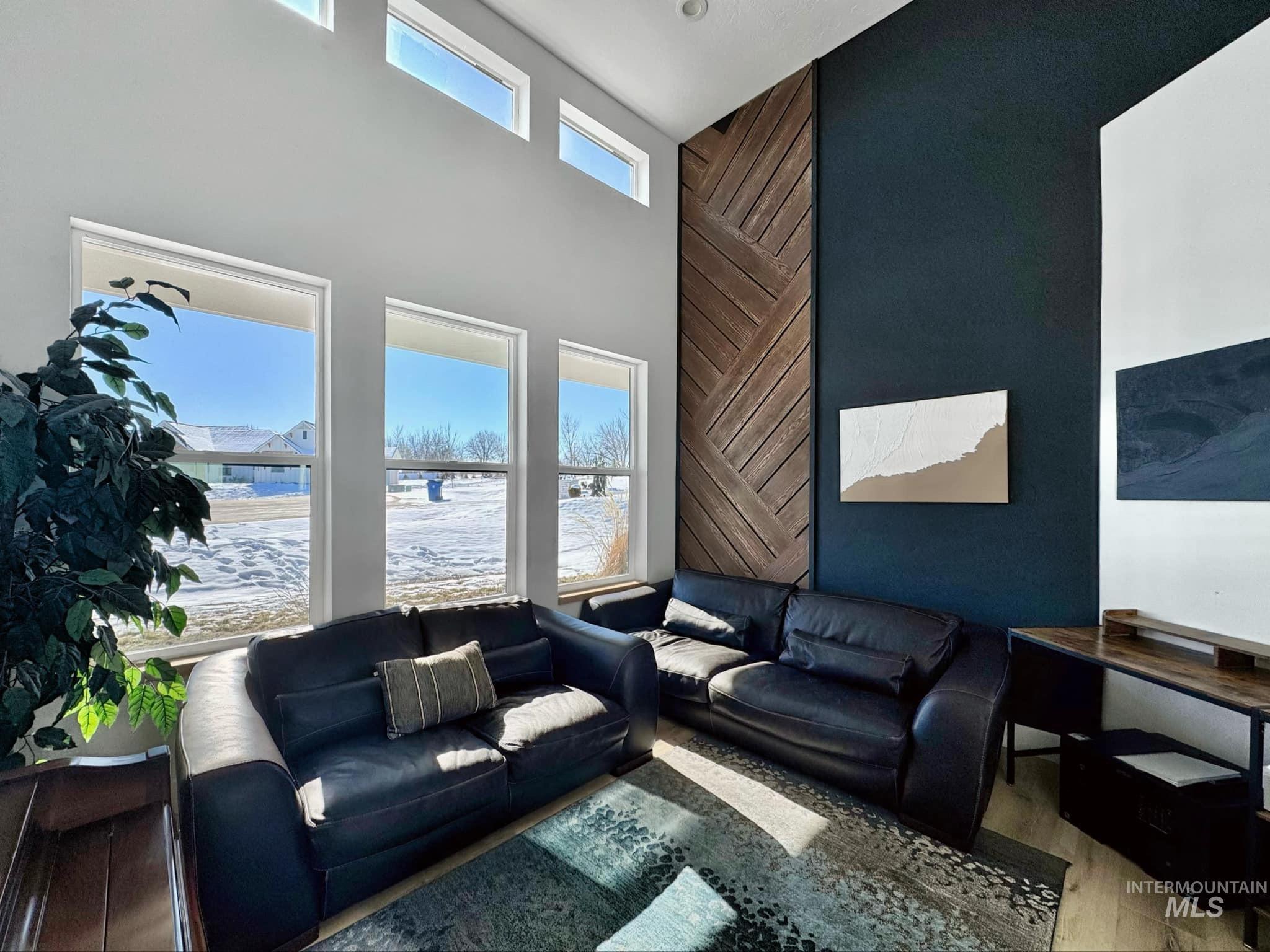 15006 Snow Mountain Dr. Property Photo 8