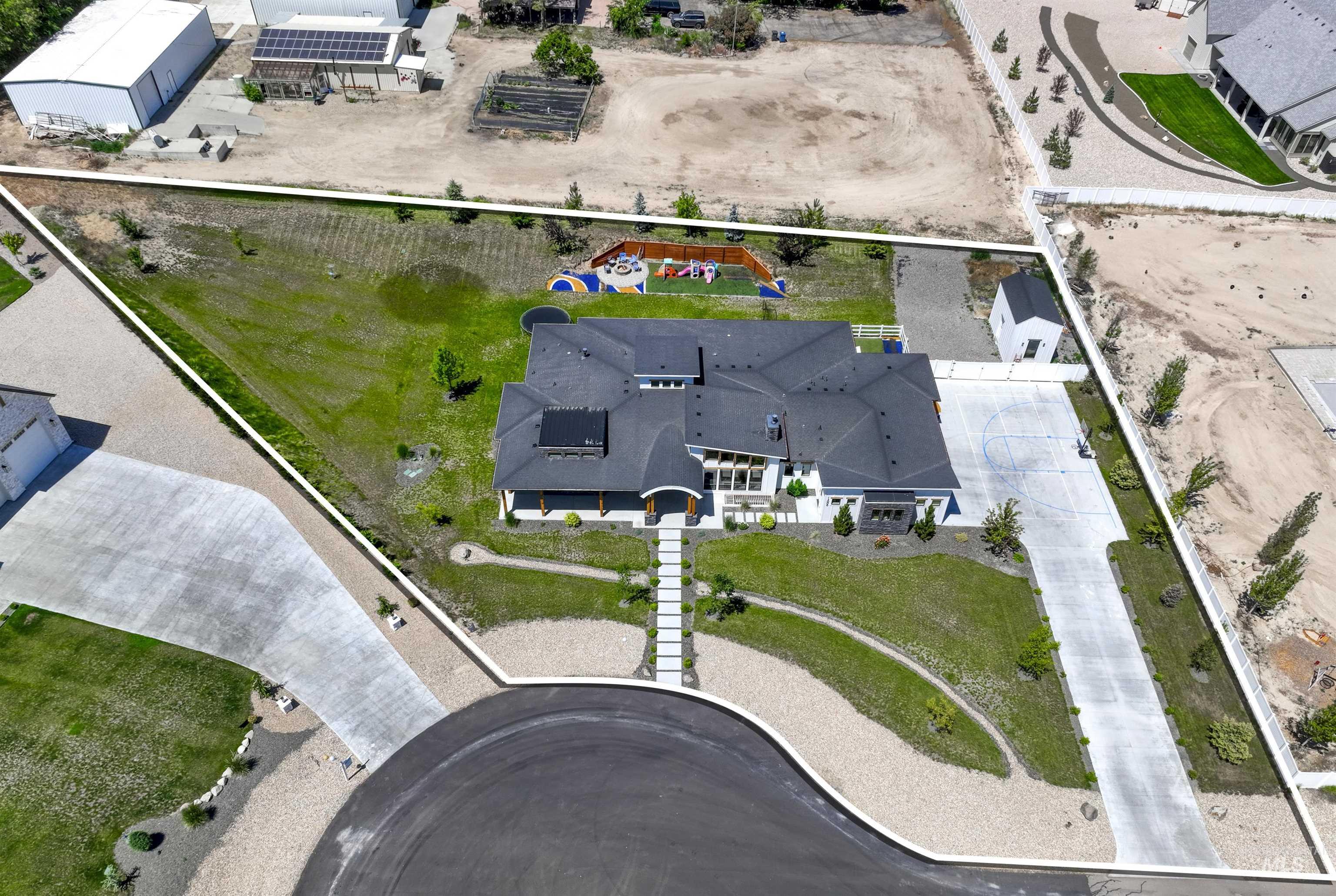 15006 Snow Mountain Dr. Property Photo 28