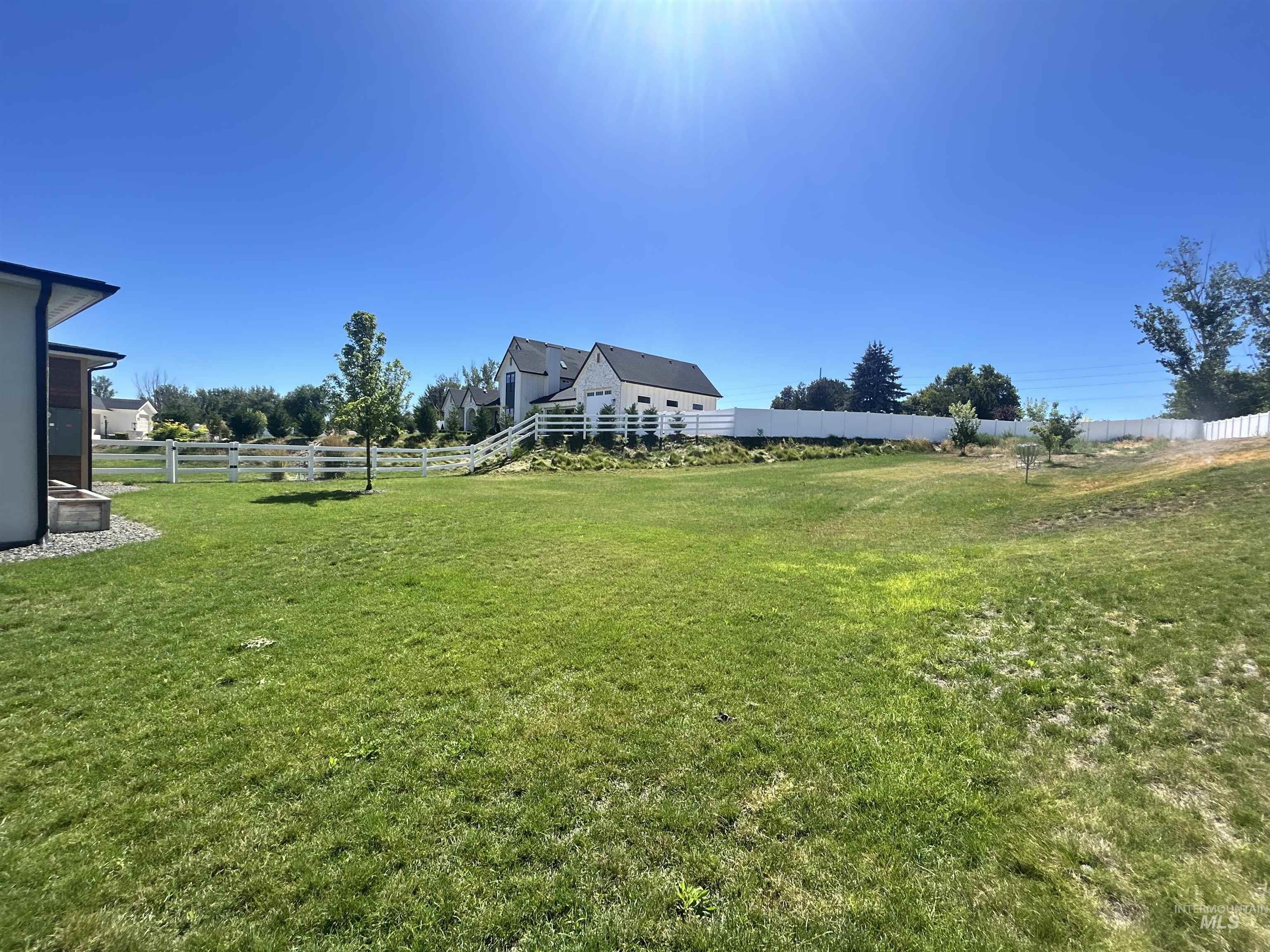 15006 Snow Mountain Dr. Property Photo 31