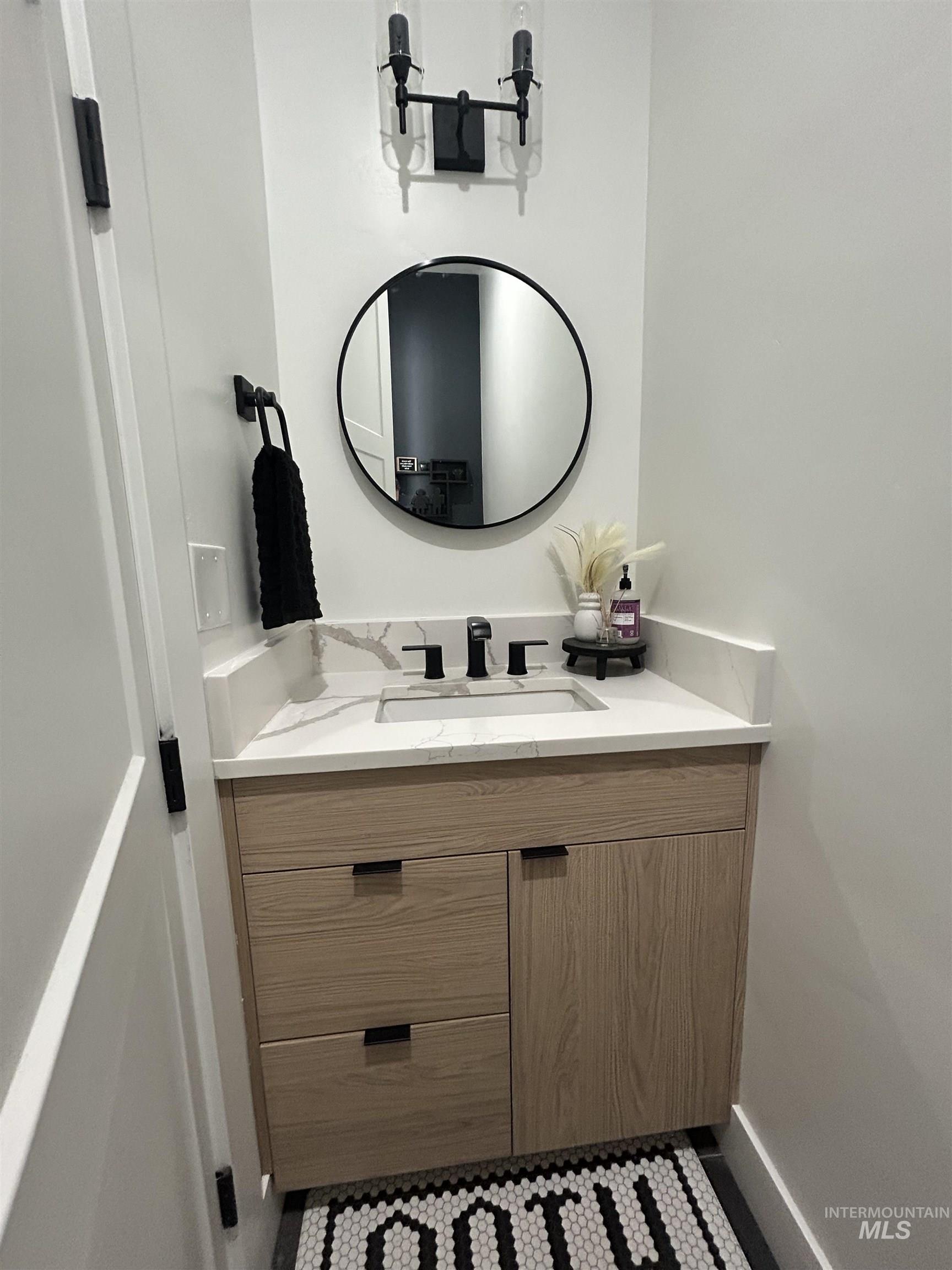 15006 Snow Mountain Dr. Property Photo 43