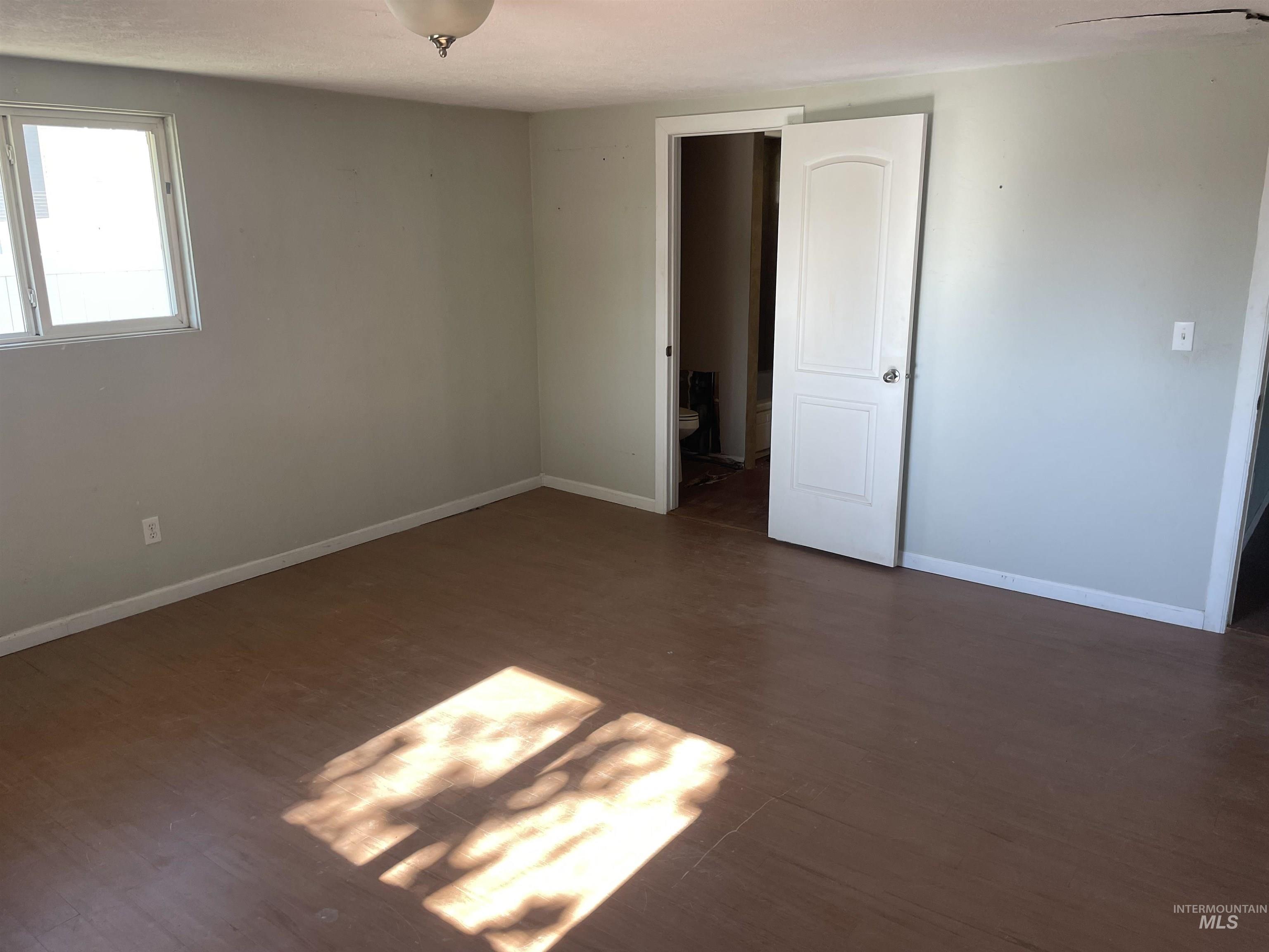 2815 Airport Ave Property Photo 10