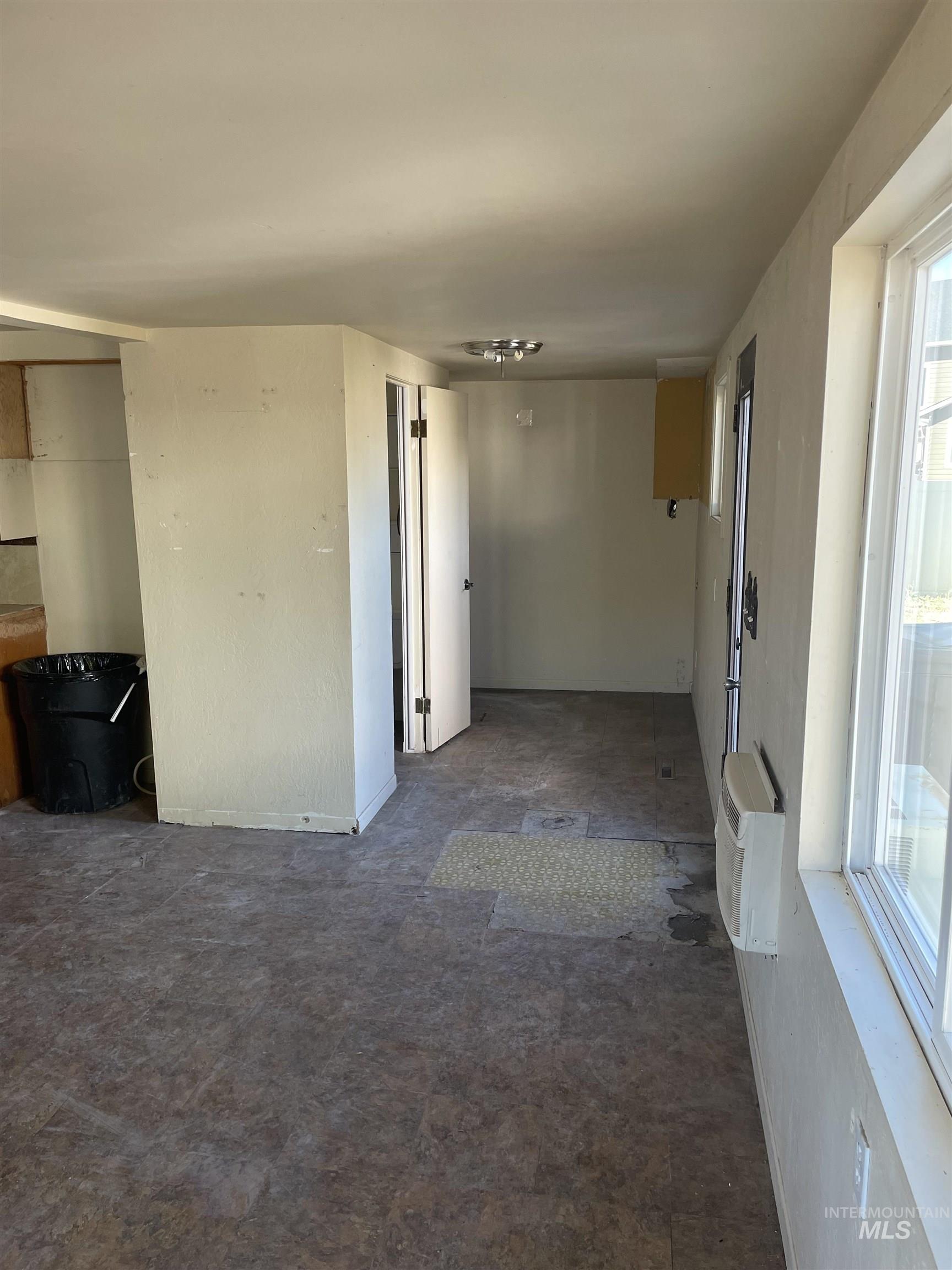 2815 Airport Ave Property Photo 18