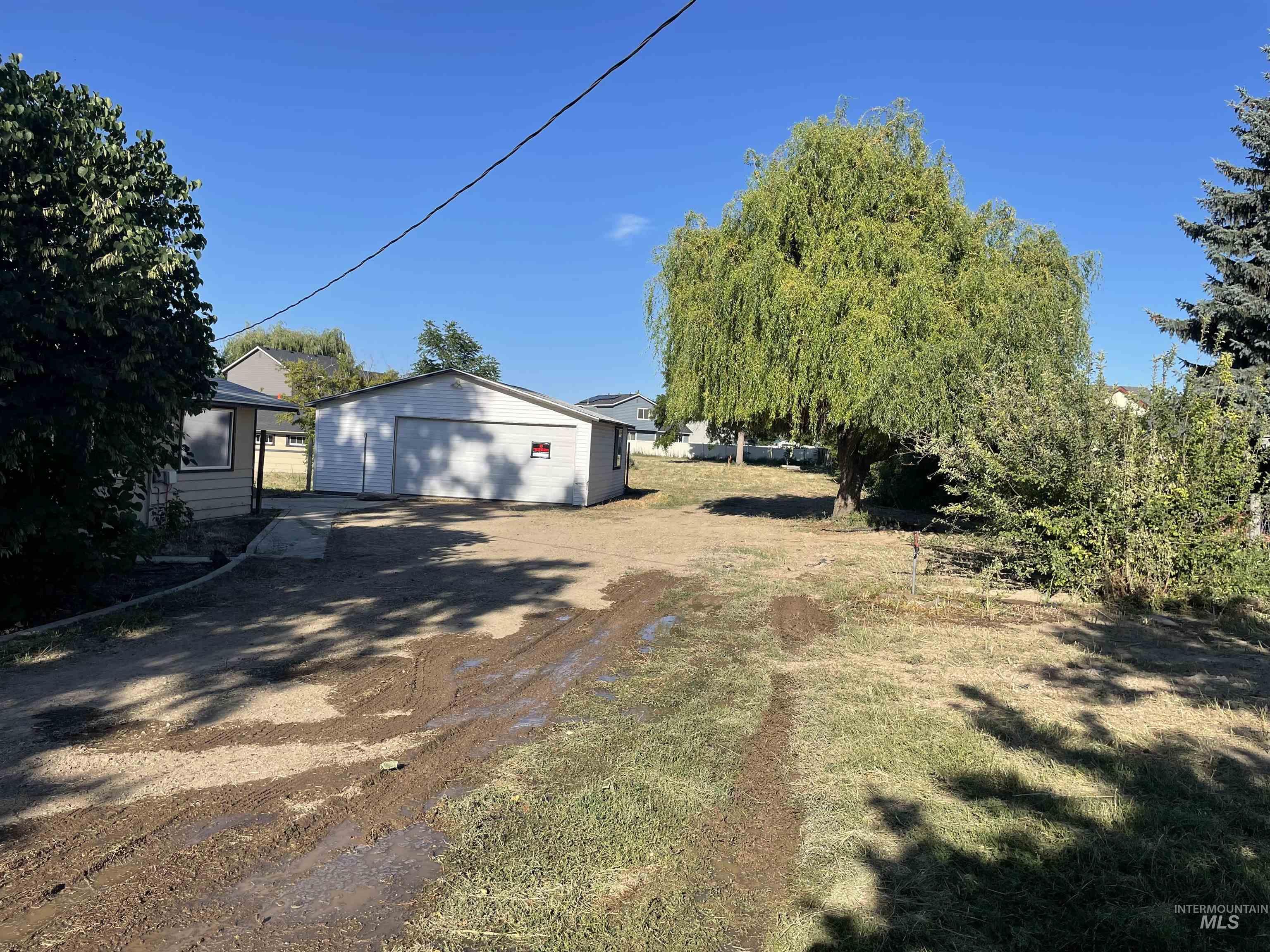 2815 Airport Ave Property Photo 38