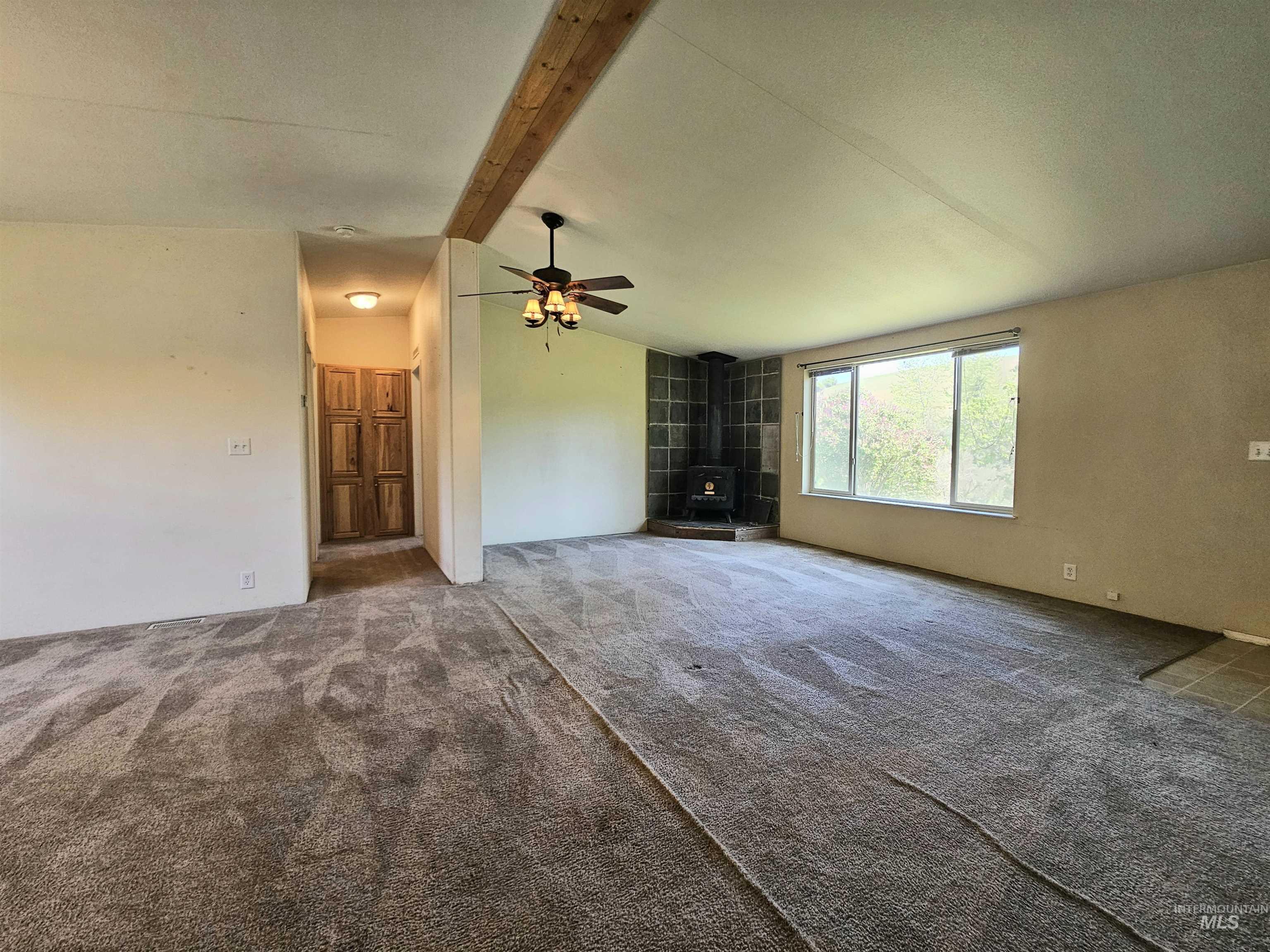 32178 South Rd Property Photo 9