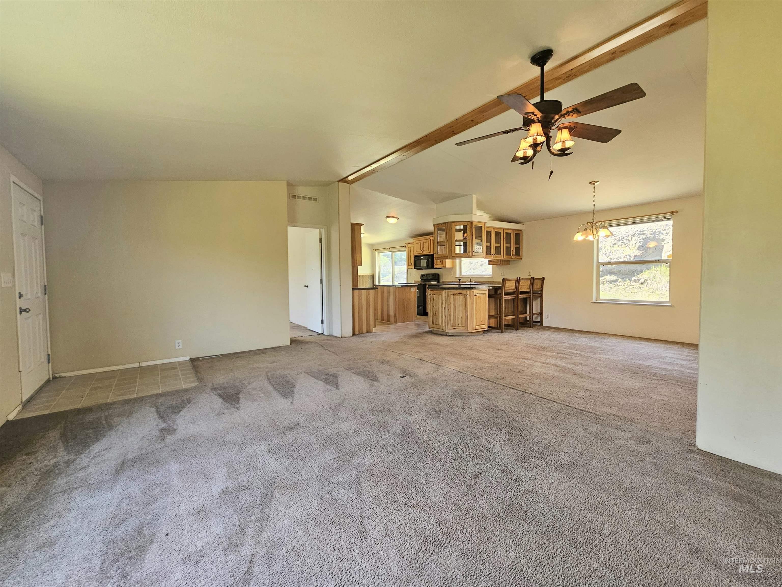 32178 South Rd Property Photo 10