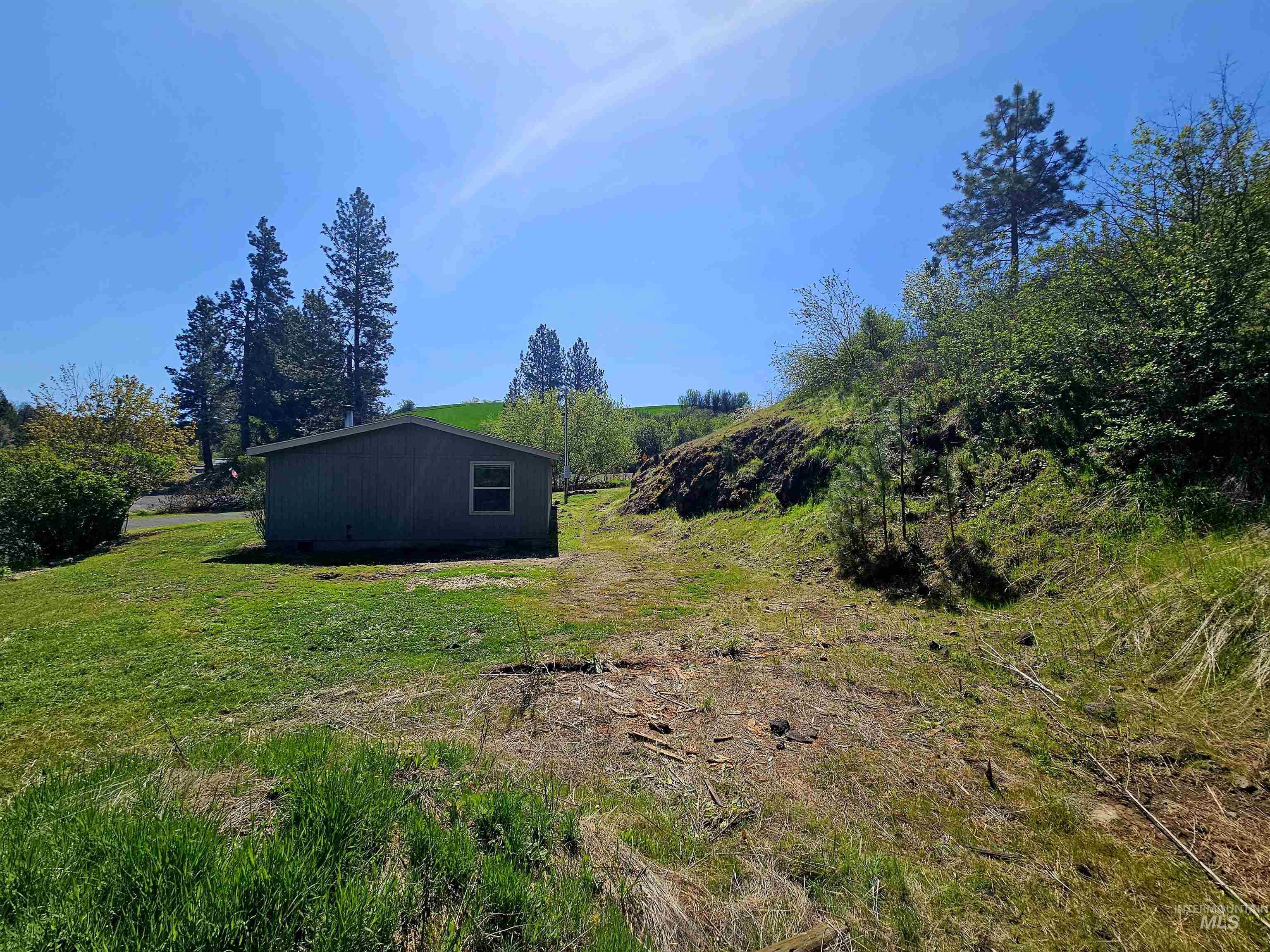 32178 South Rd Property Photo 23