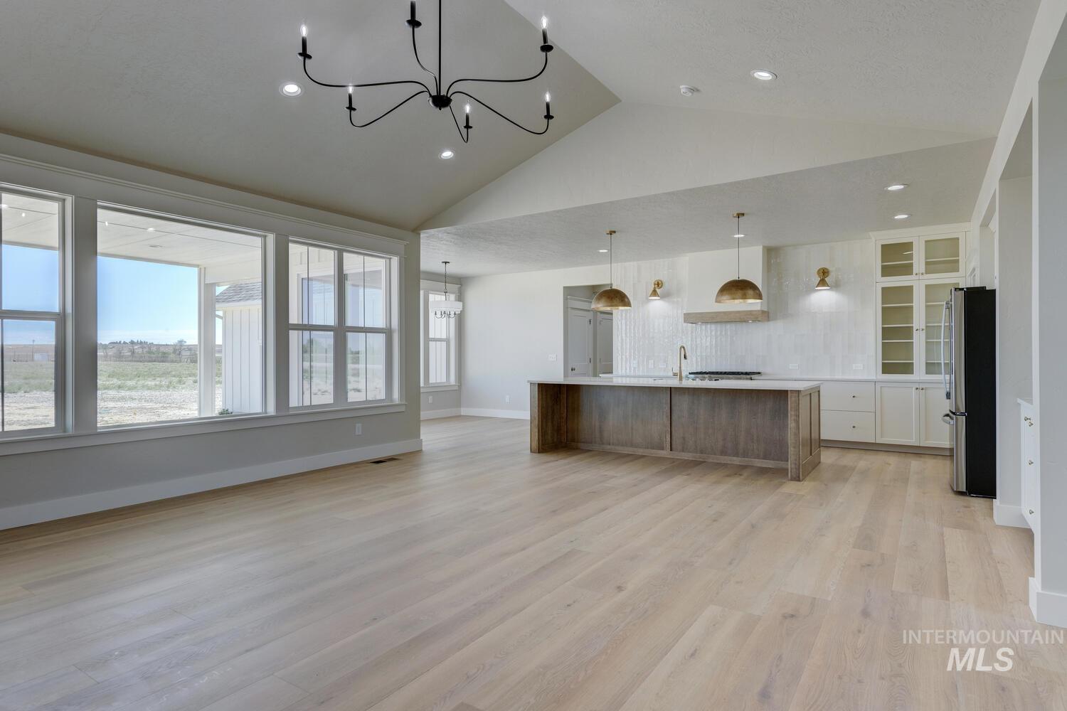 25760 Clydesdale Property Photo 10