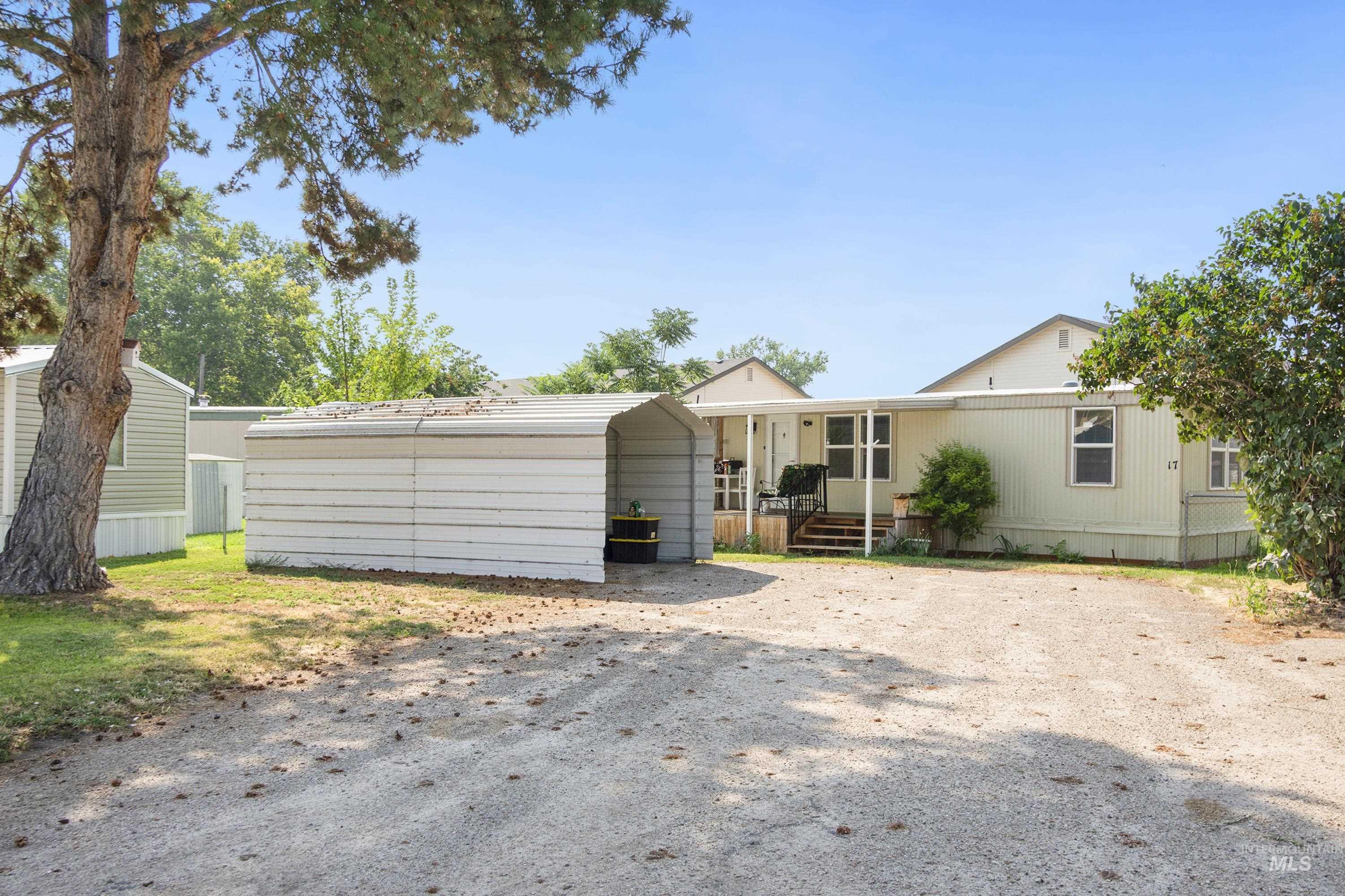 1401 N Midland Blvd Property Photo 1