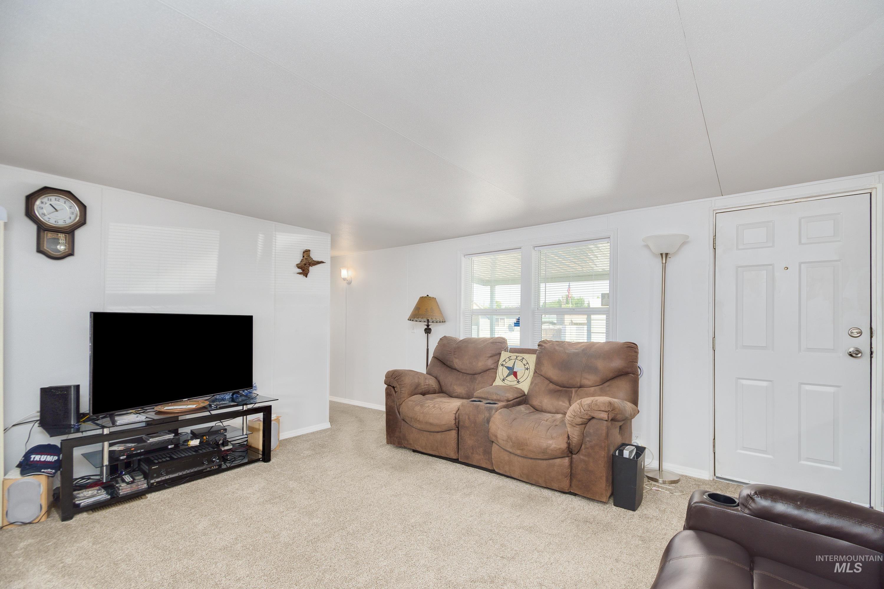 1401 N Midland Blvd Property Photo 5