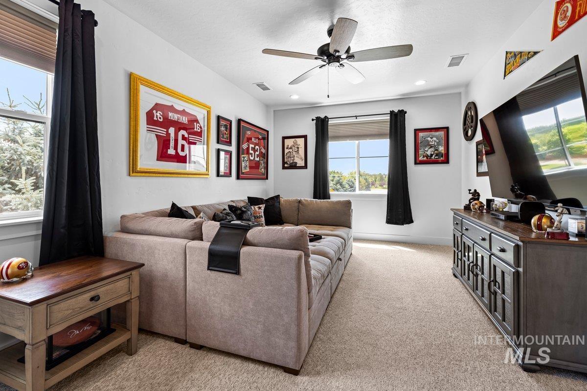 6278 Chateau Ct Property Photo 38