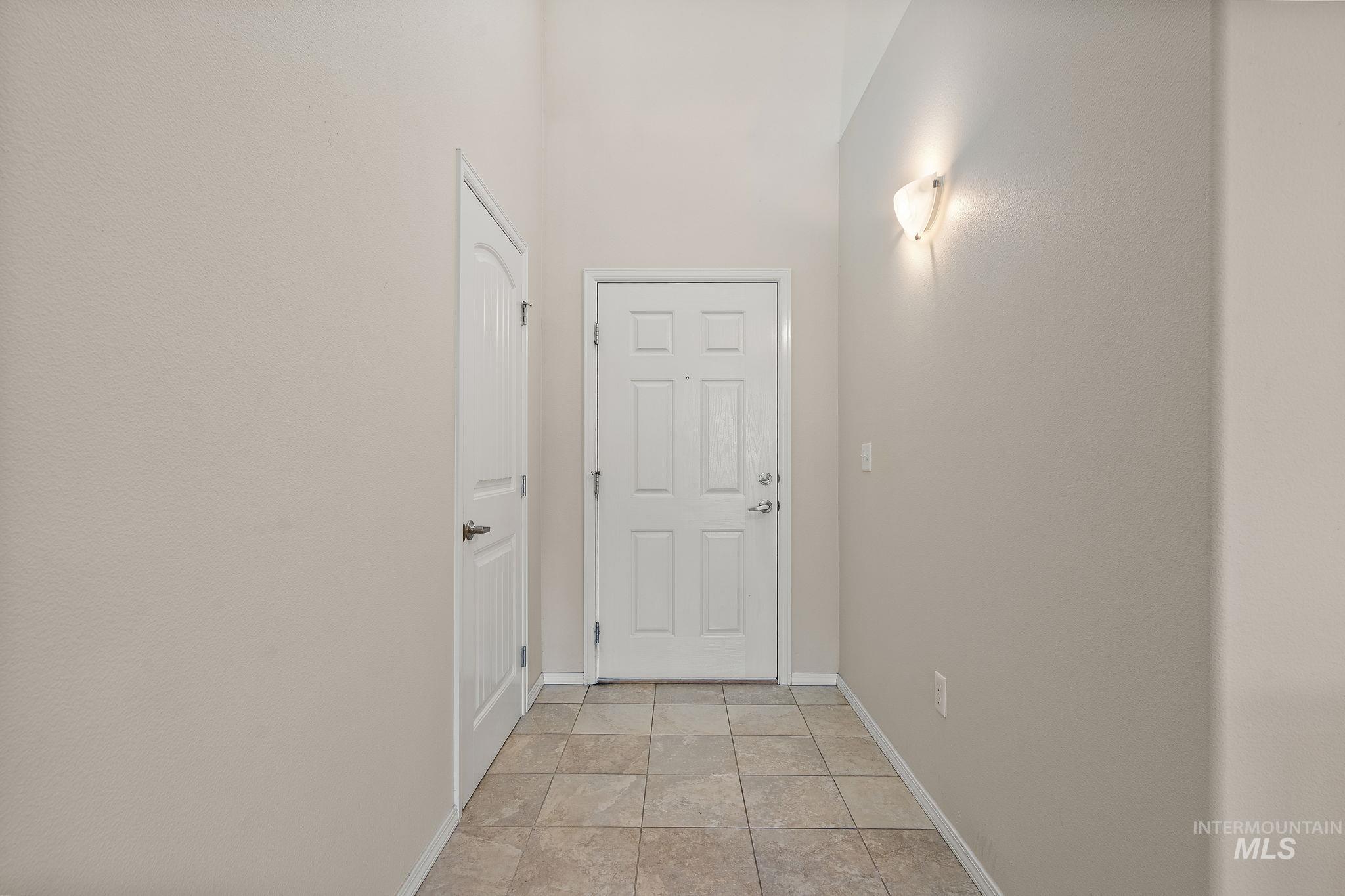 3051 W Santa Clara St. Property Photo 5