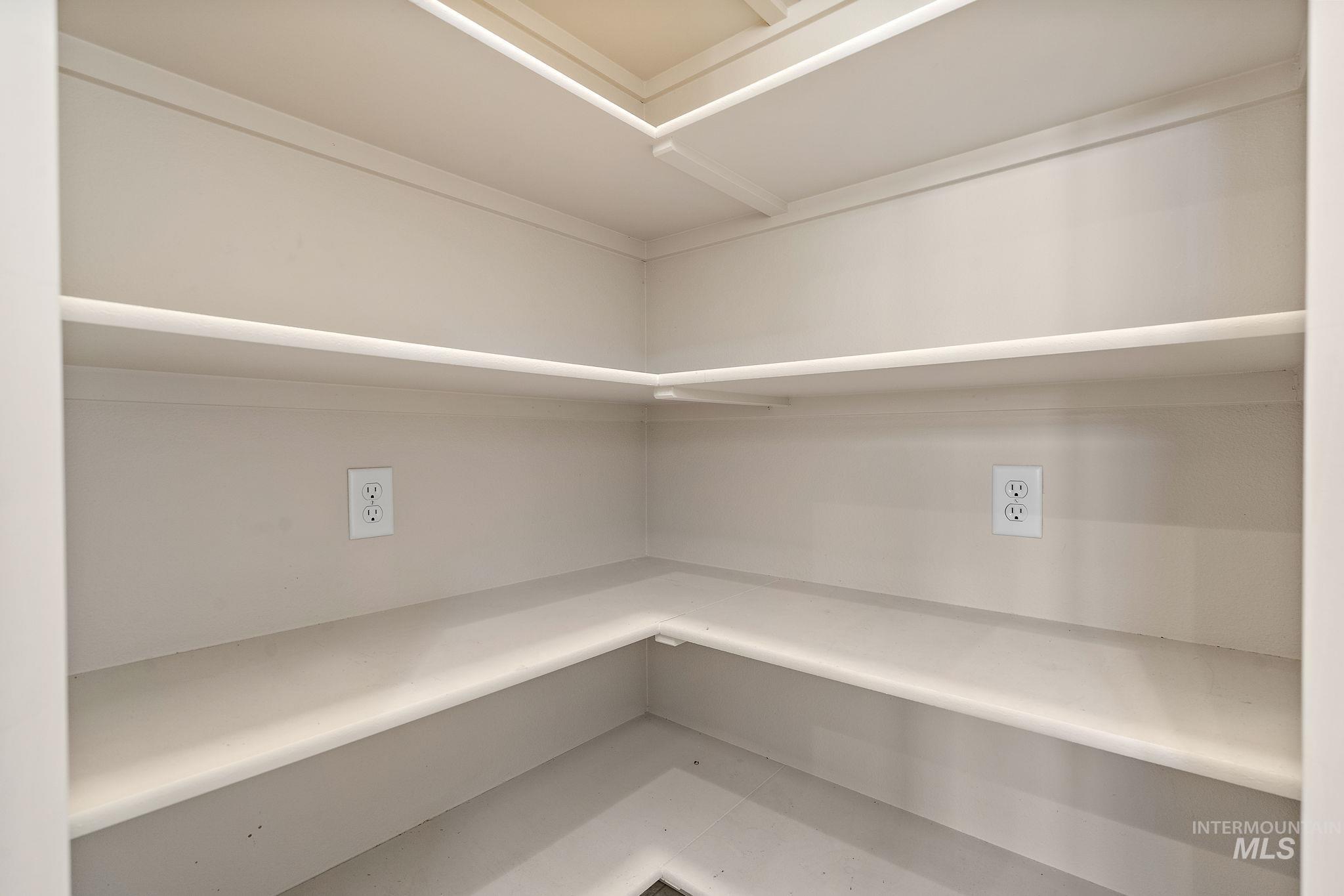 3051 W Santa Clara St. Property Photo 14