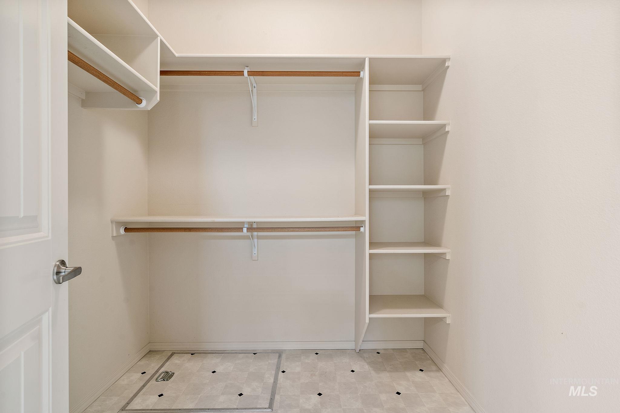 3051 W Santa Clara St. Property Photo 27