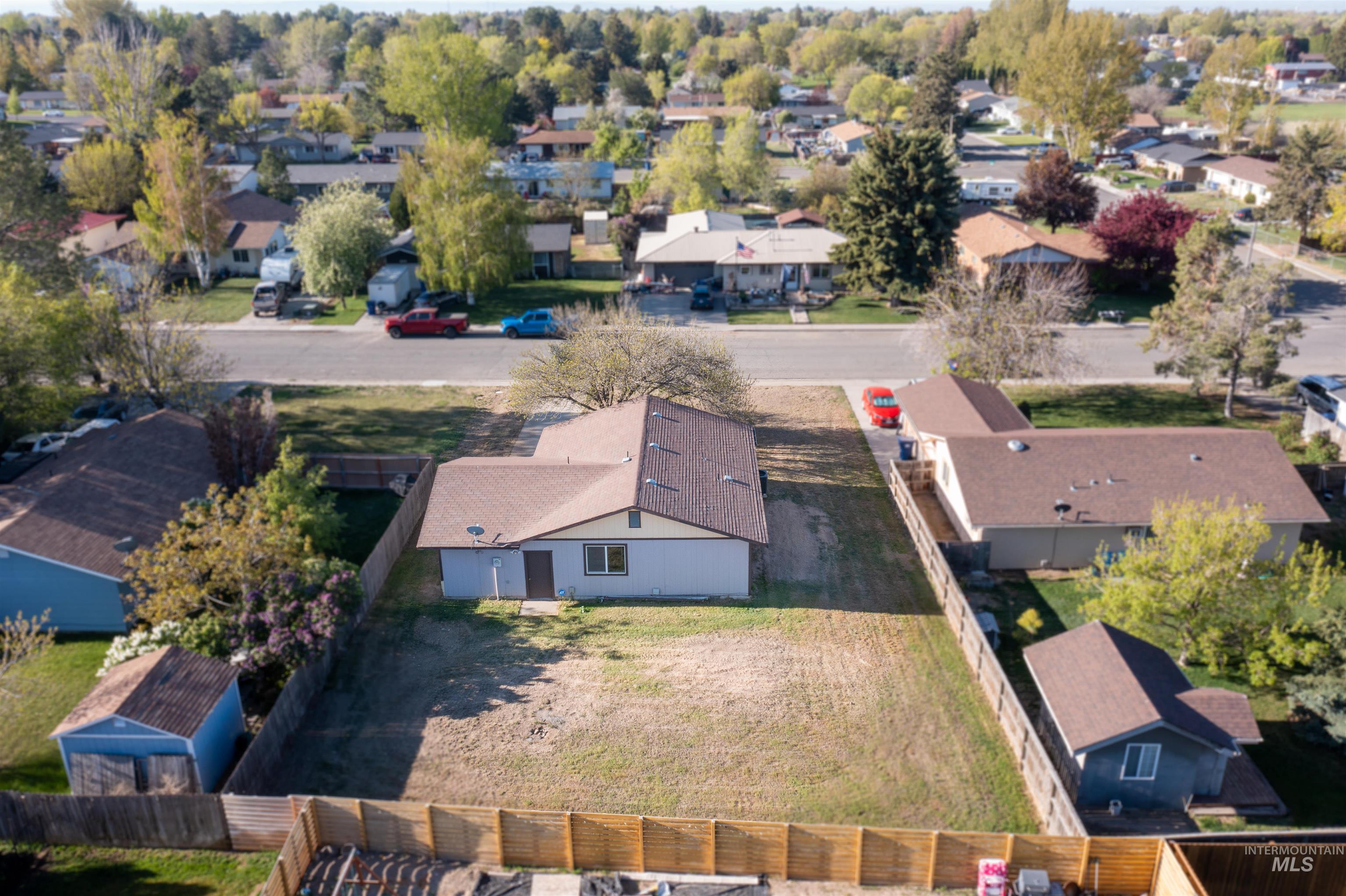 510 20th Ave E Property Photo 2