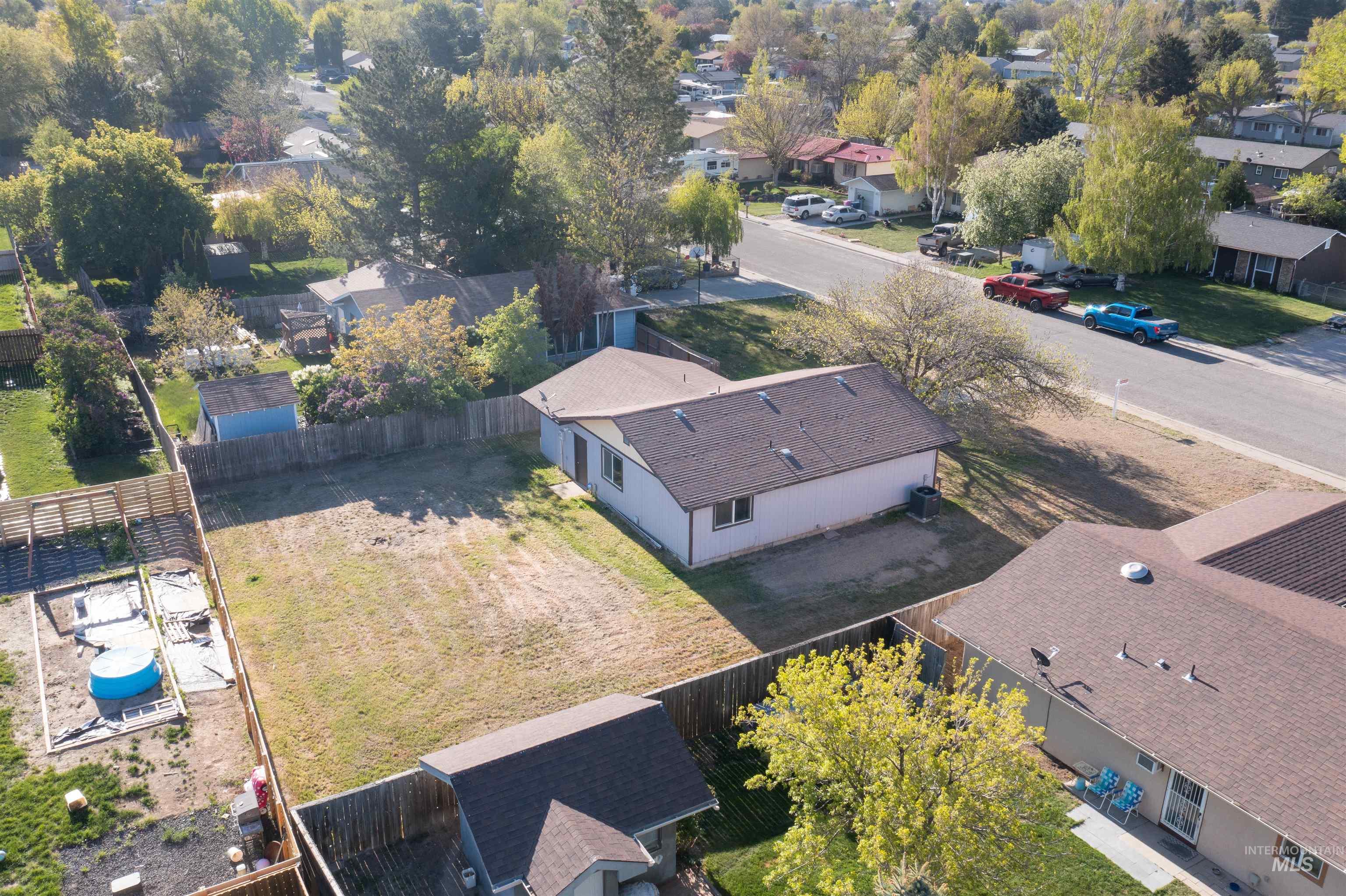 510 20th Ave E Property Photo 3