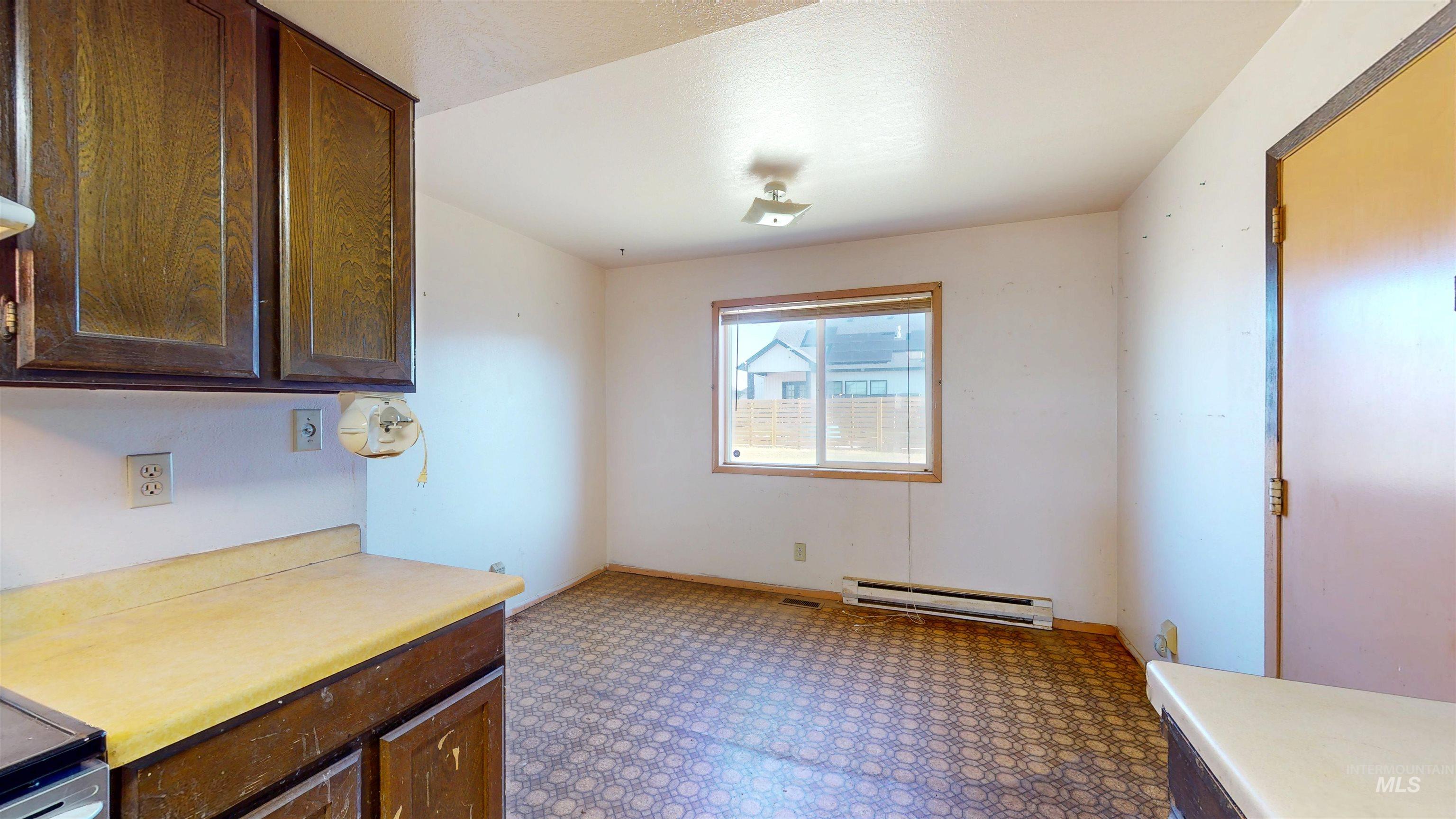 510 20th Ave E Property Photo 12
